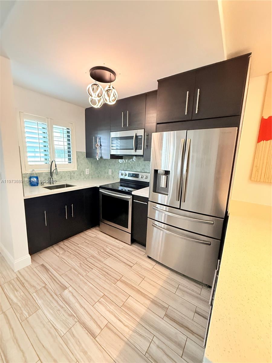 2930 Day Ave N304