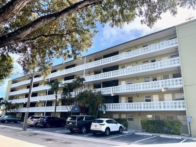Santa Monica Condominium
