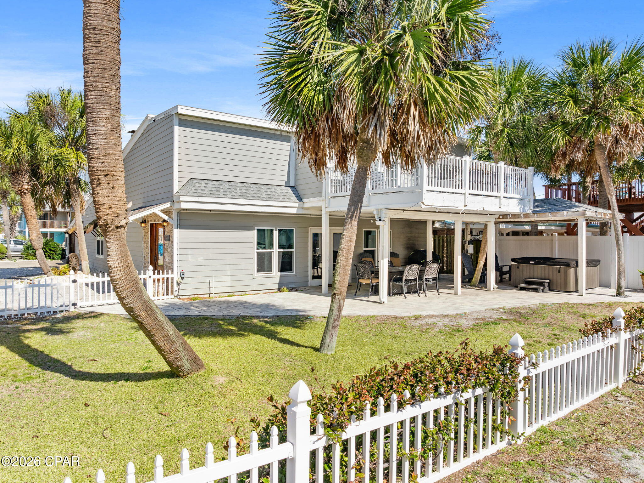 Image 3 For 6716 Gulf Drive