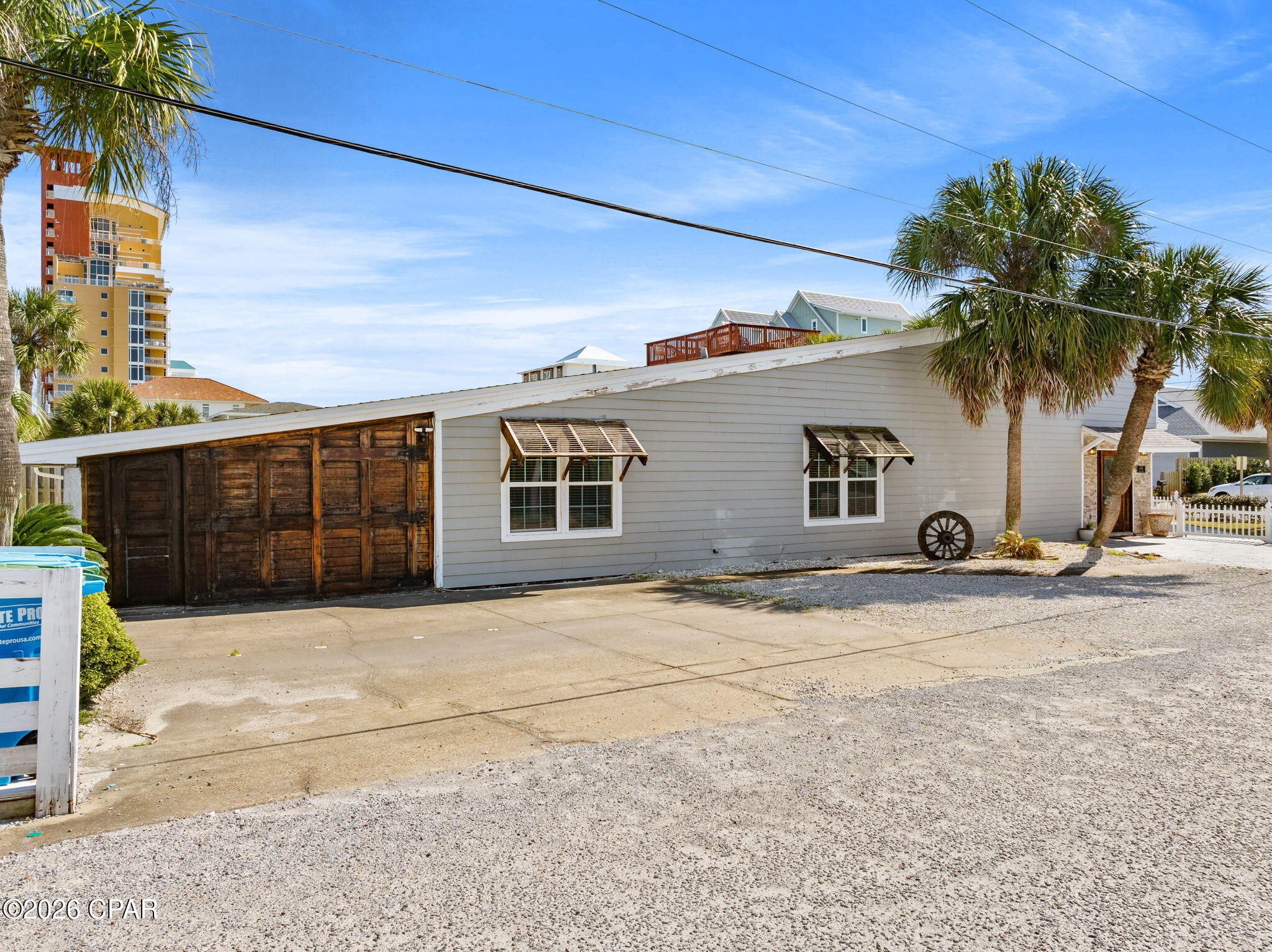 Image 4 For 6716 Gulf Drive