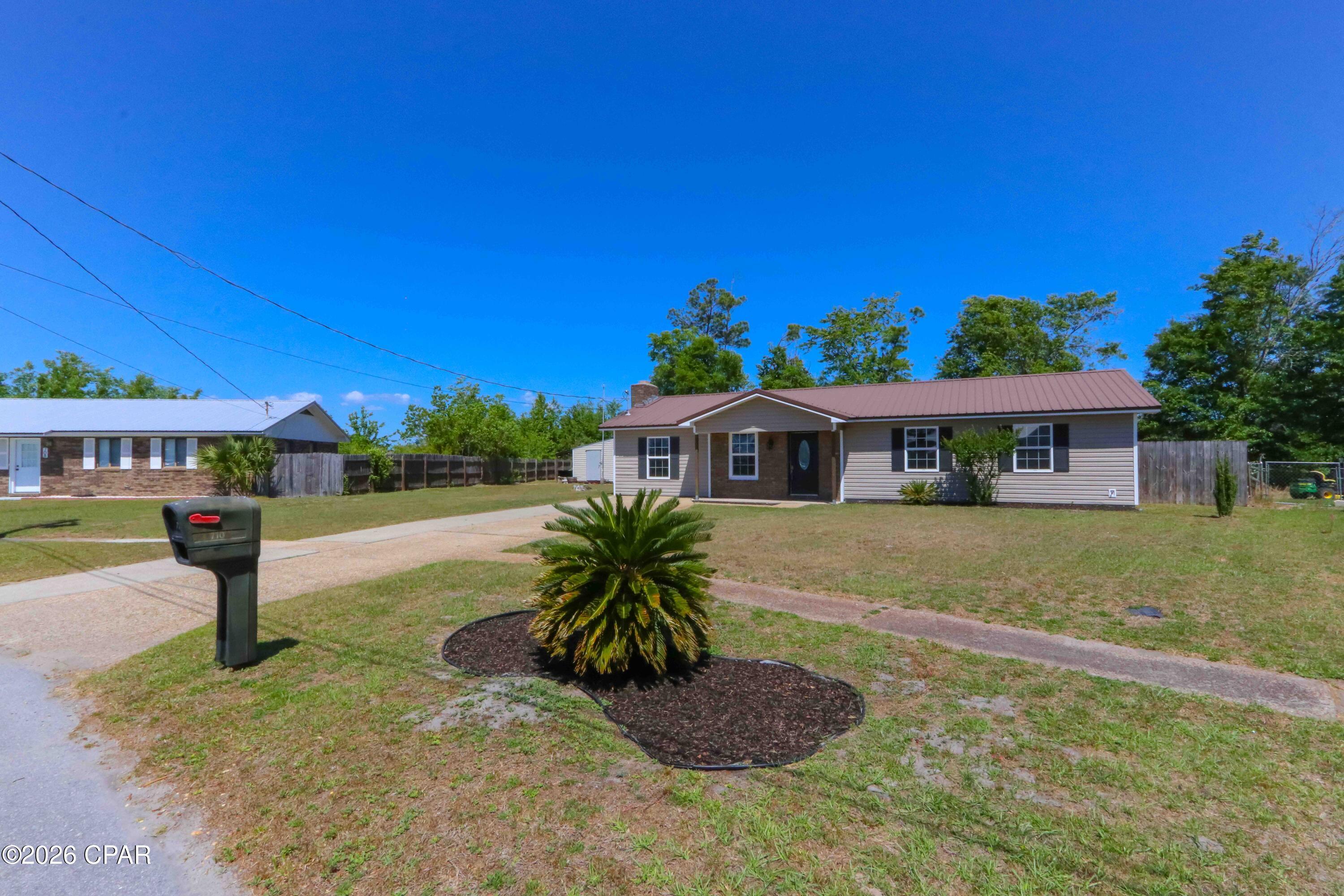 Image 2 For 710 Pine Forest Drive