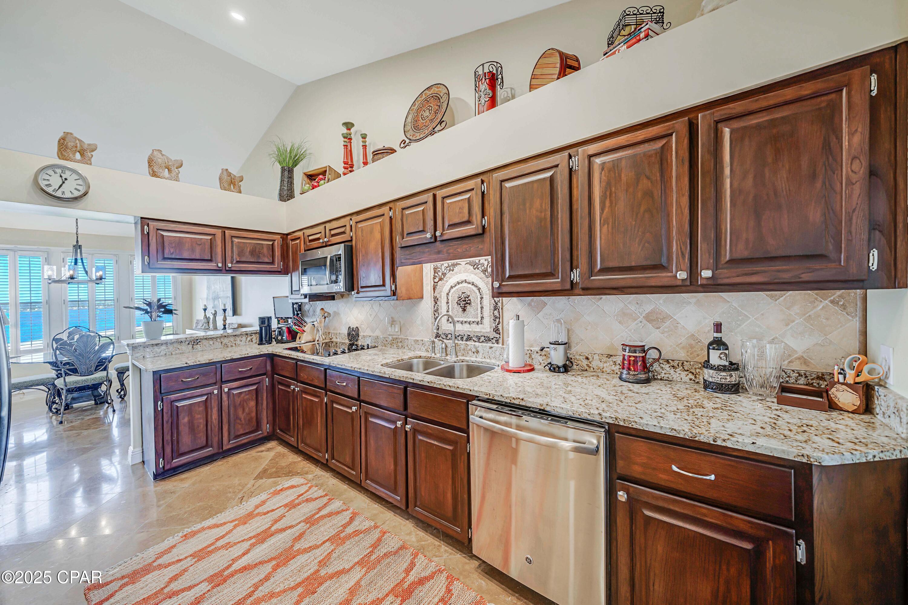 Image 10 For 4620 Bay Point Road 1002