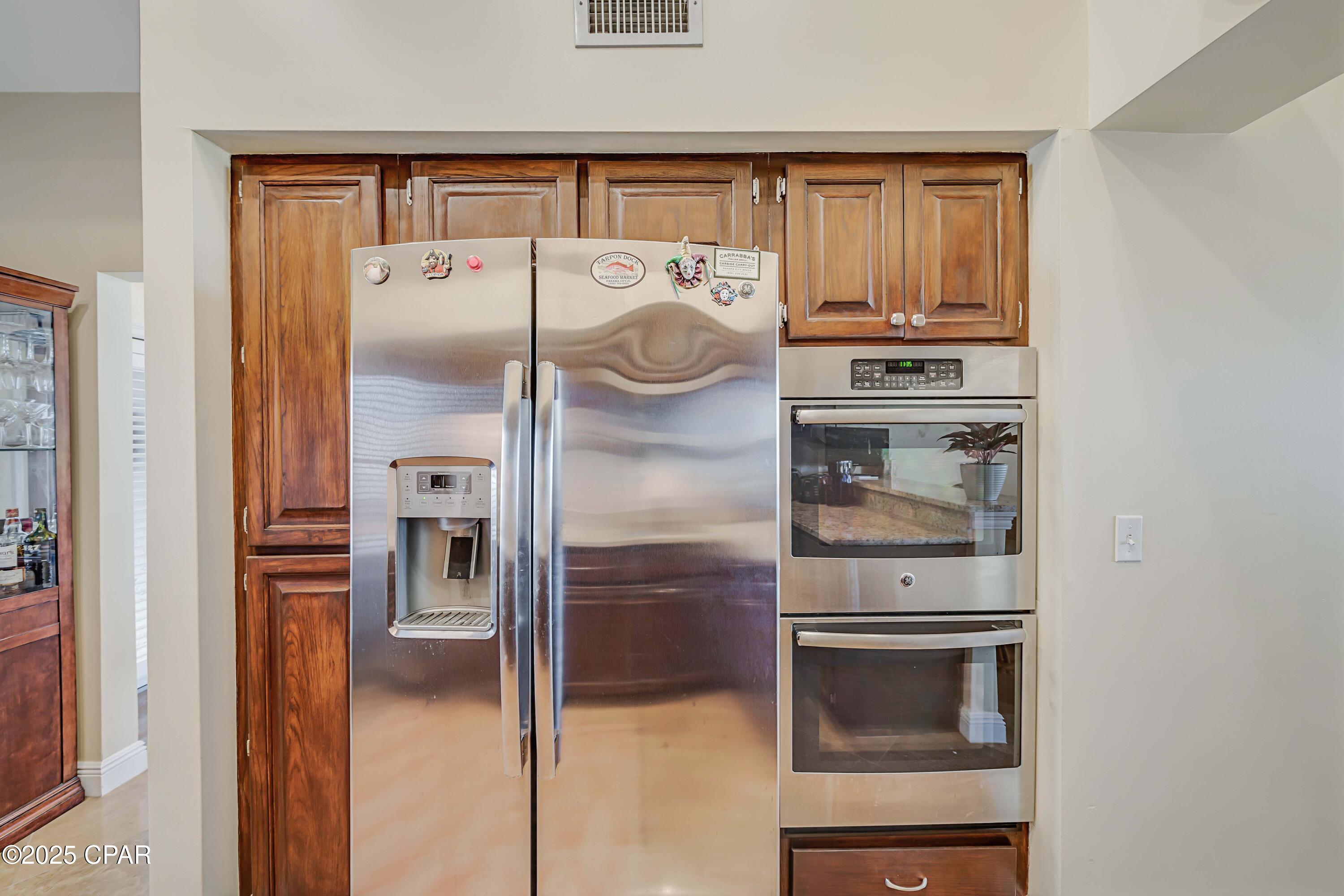 Image 8 For 4620 Bay Point Road 1002