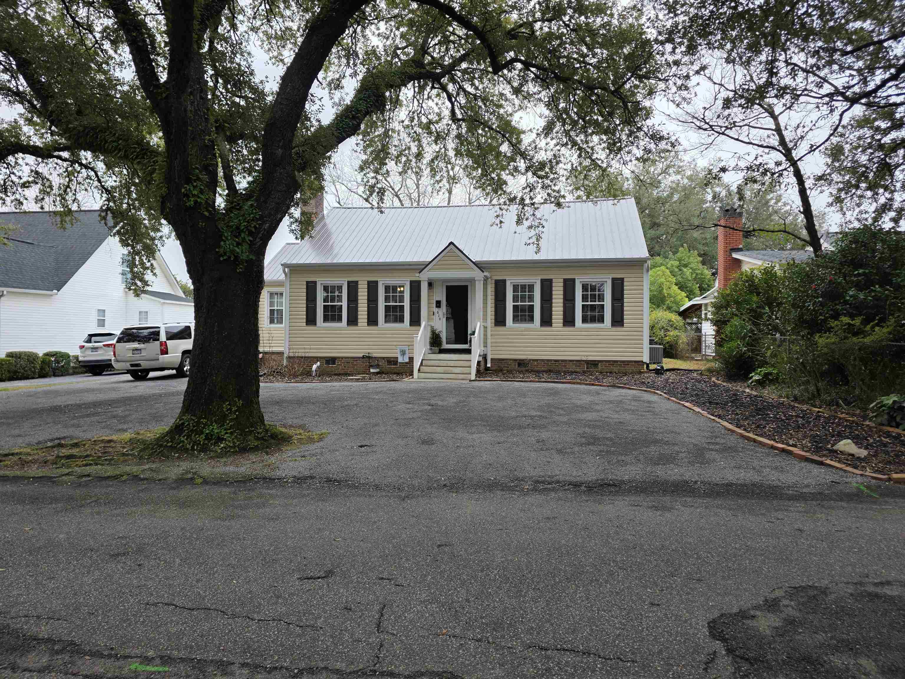 616 Marshview Ln. Georgetown, SC 29440