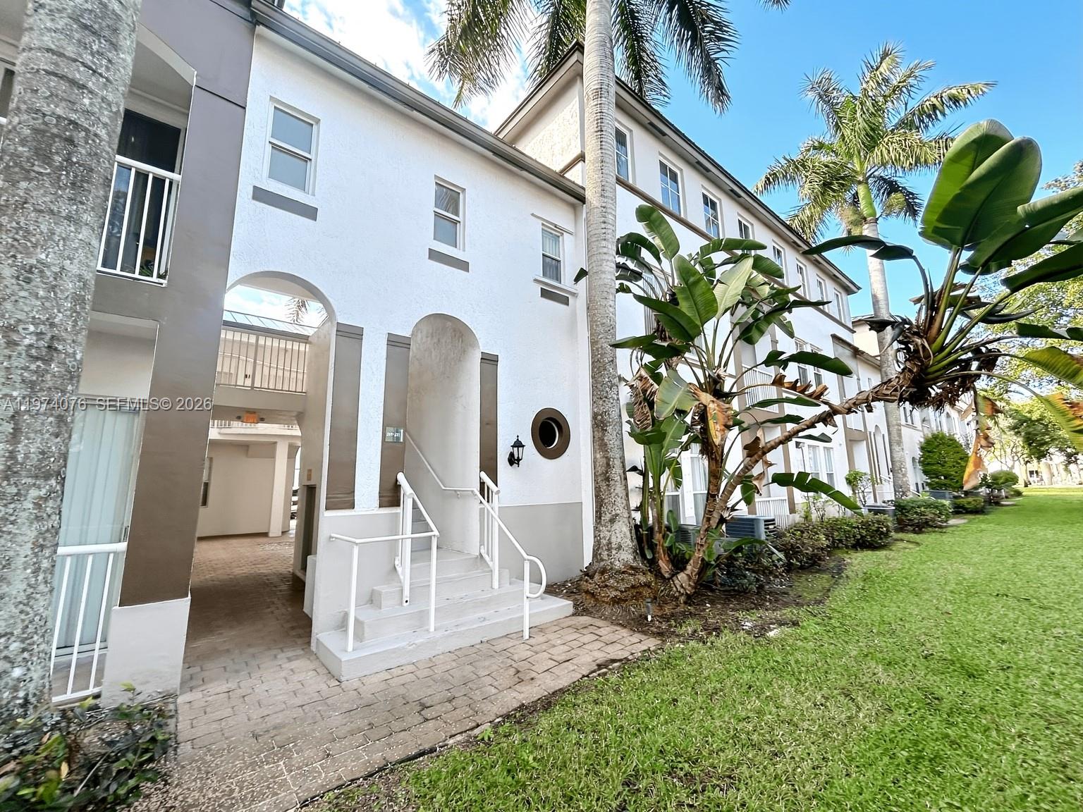 Courtyards Two Condo