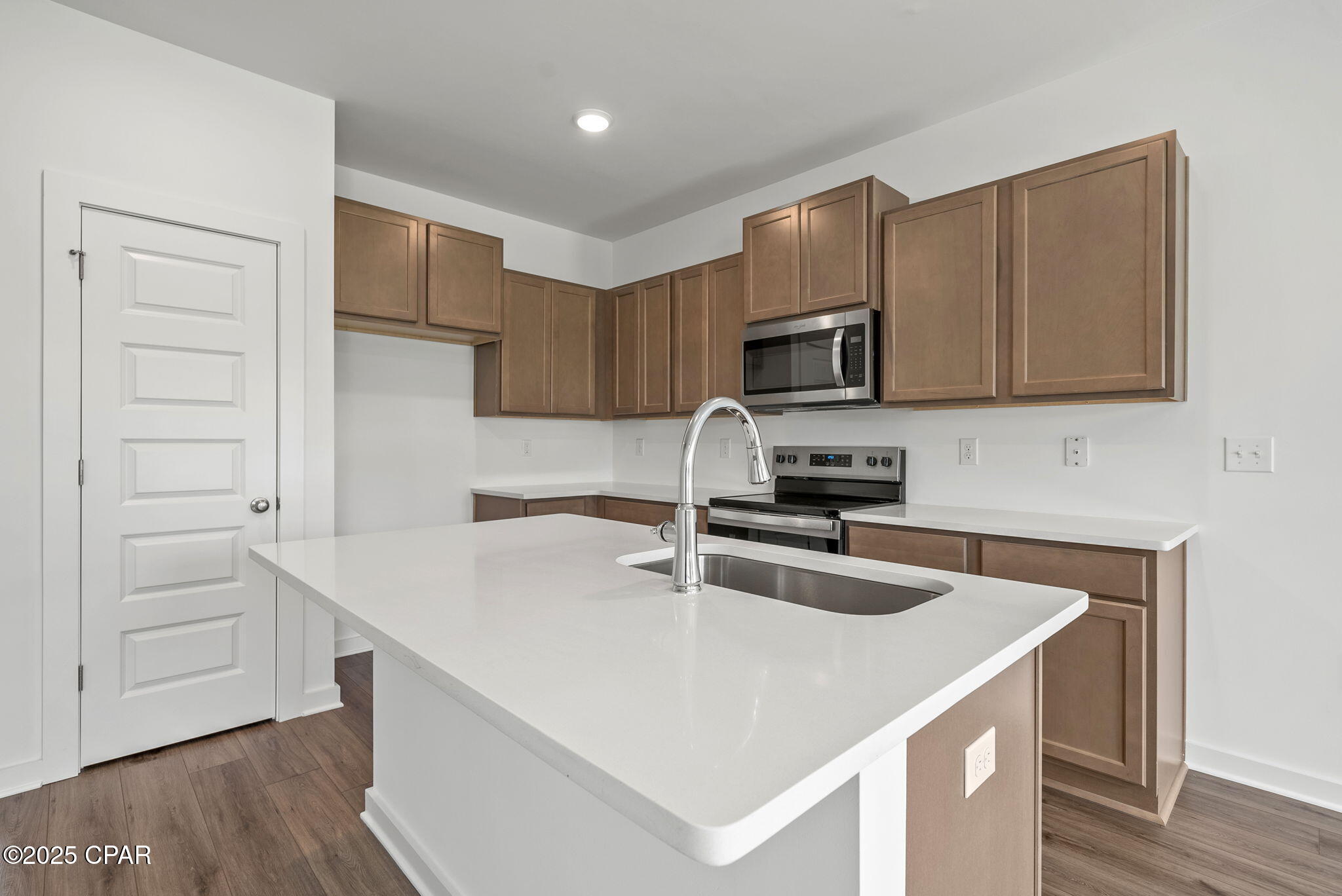 Image 3 For 5876 Tyndall Place