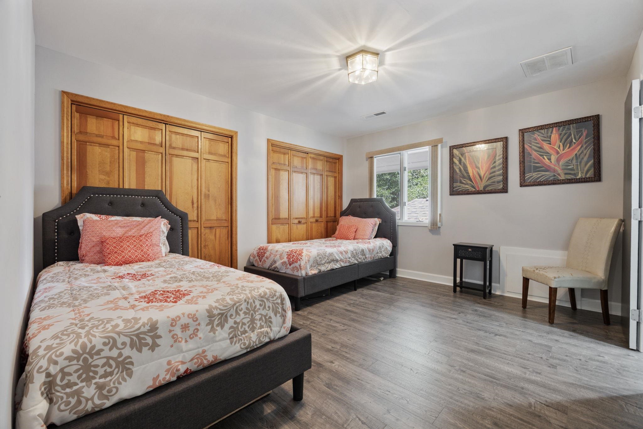 302 Mohican Dr. 