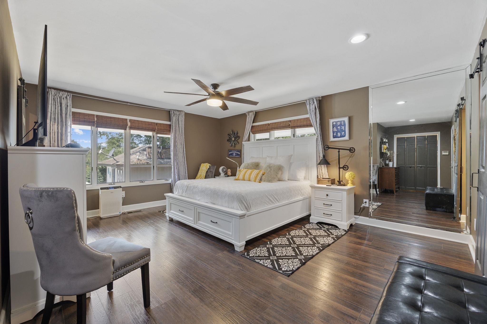 302 Mohican Dr. 