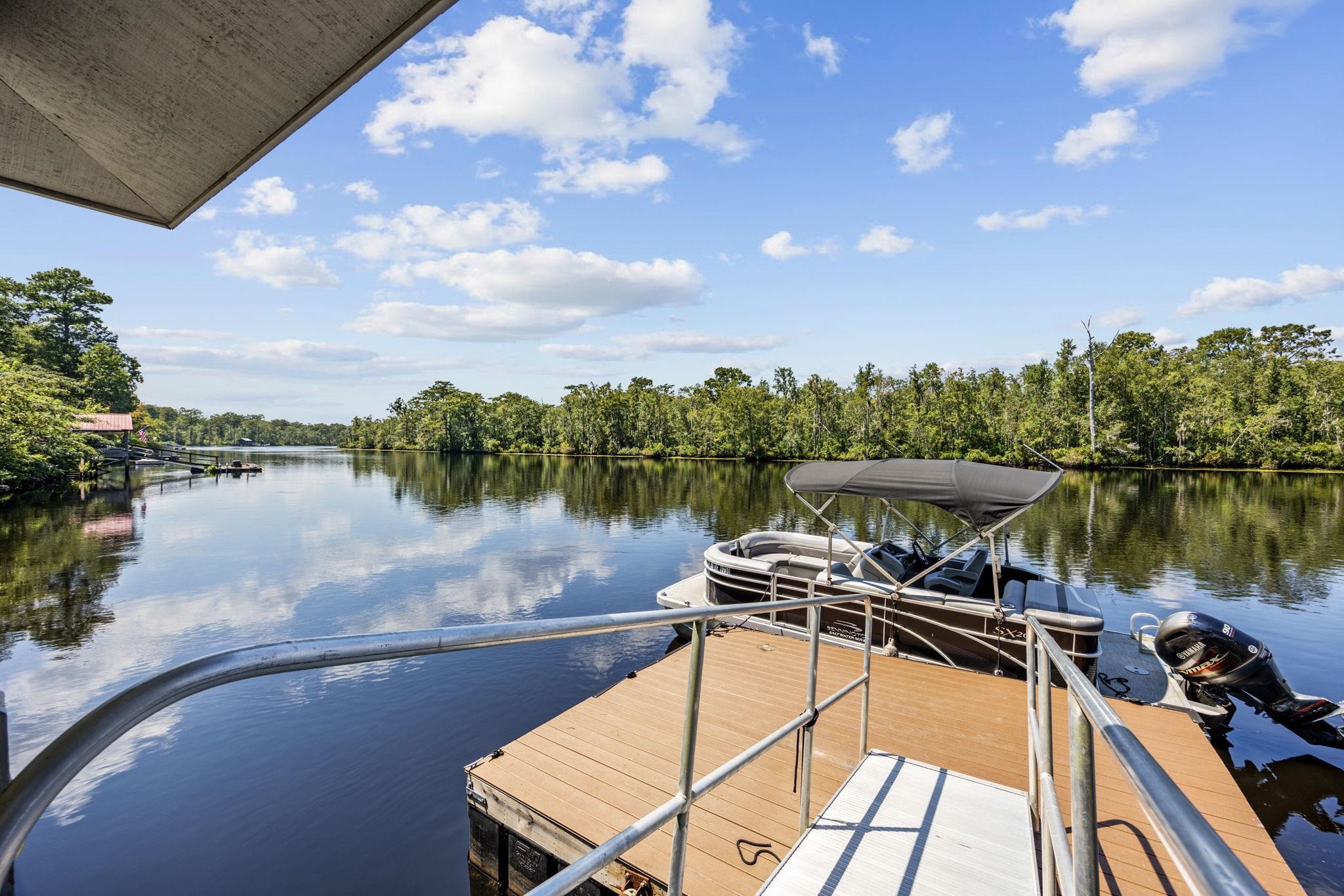 302 Mohican Dr. 