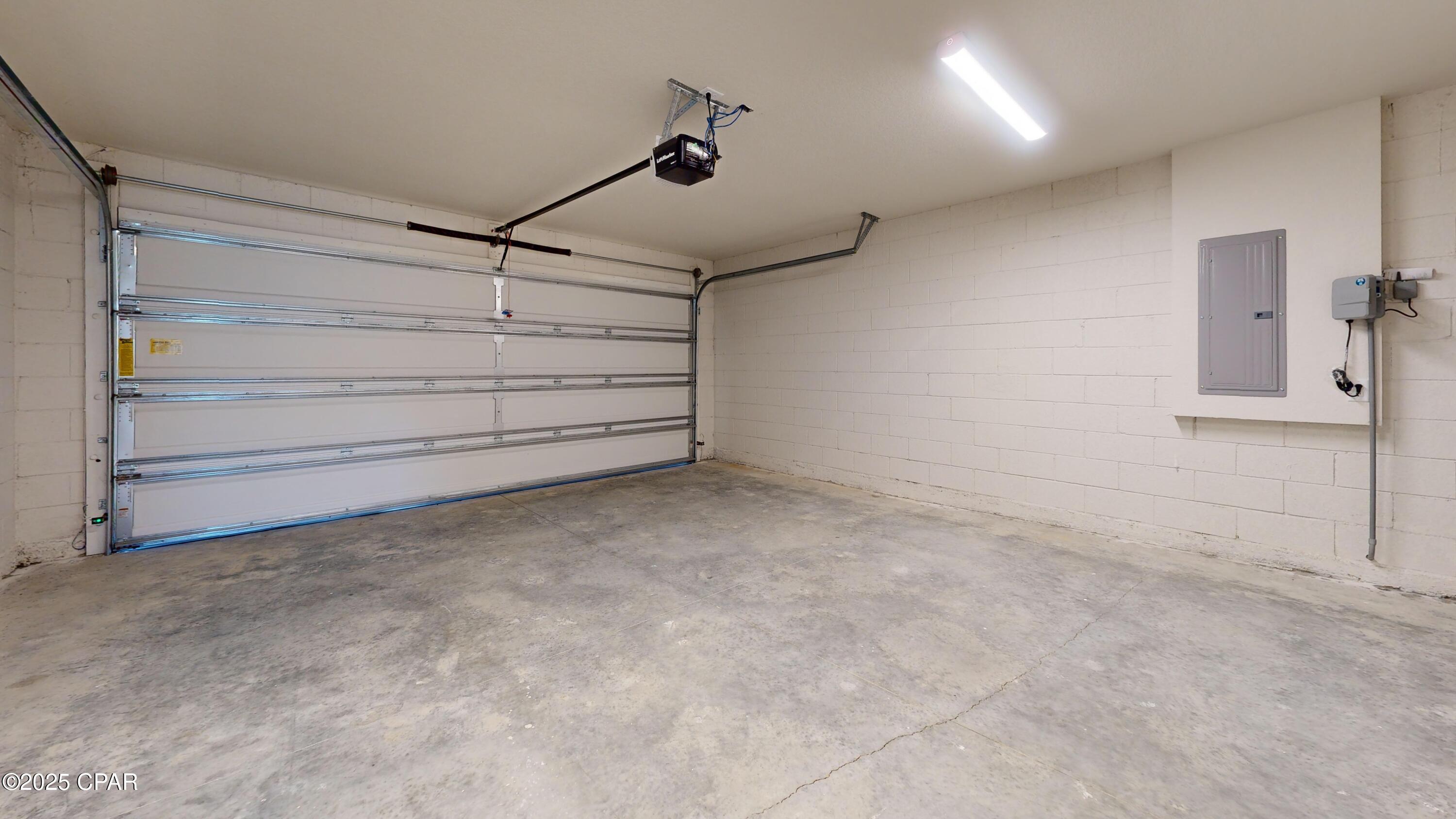 Image 14 For 3989 Horizon Avenue