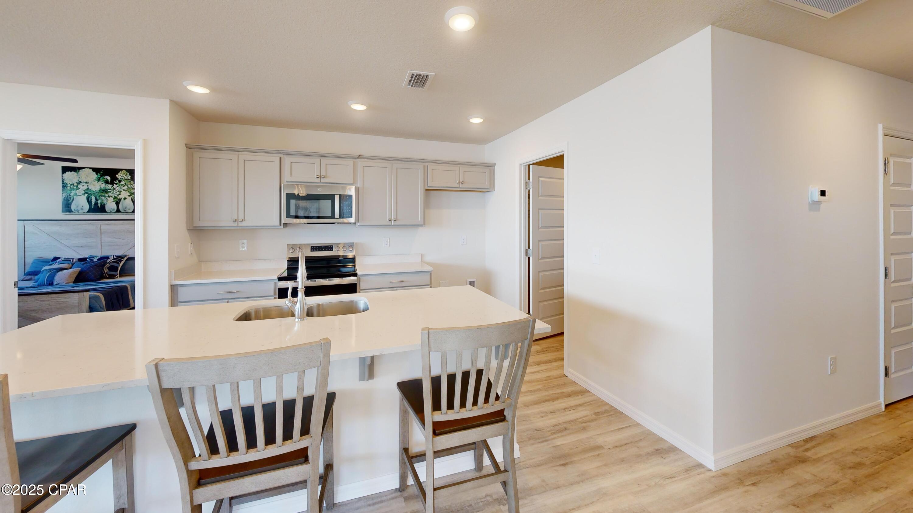 Image 17 For 3896 Bricknell Avenue