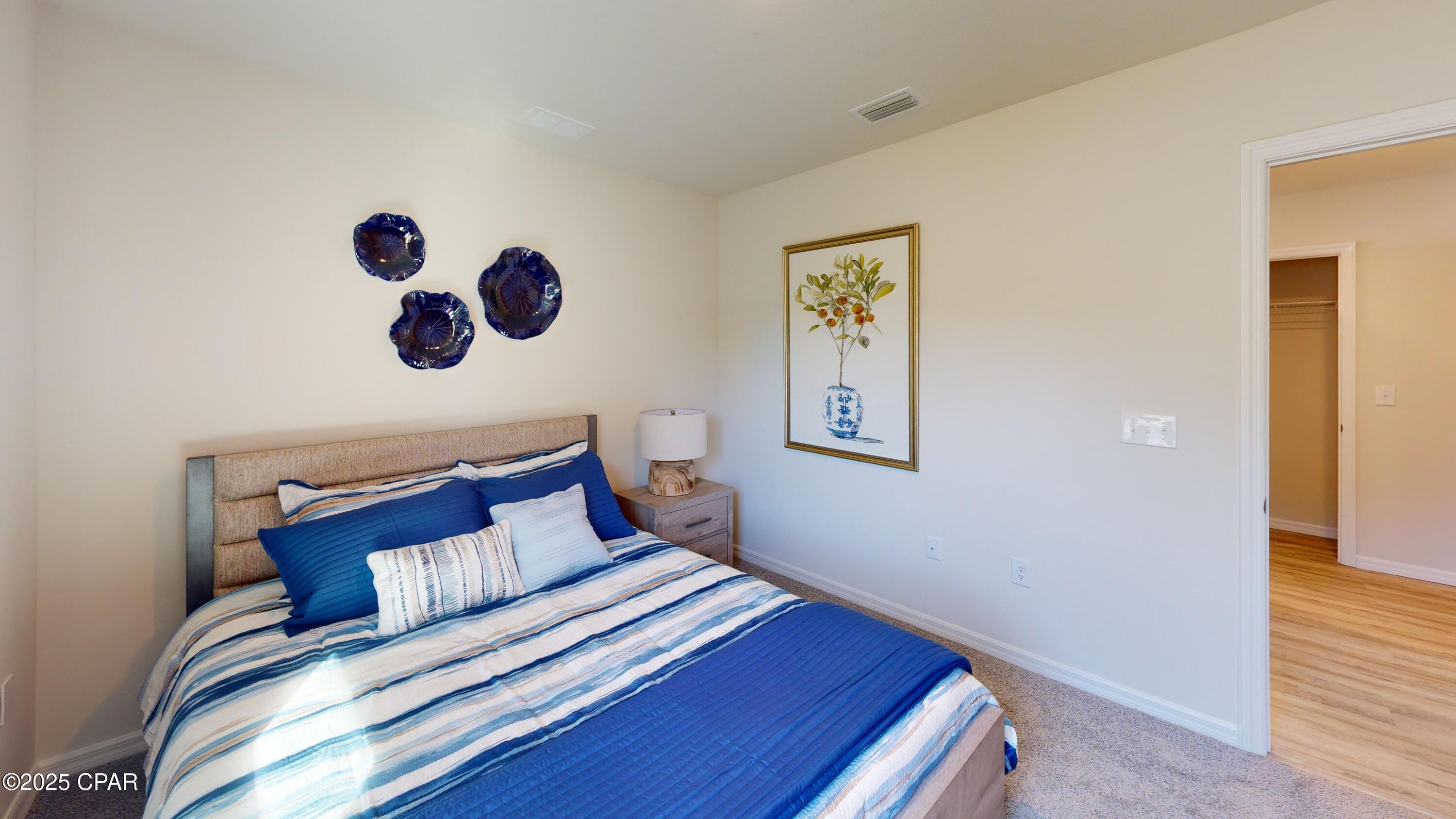 Image 8 For 3896 Bricknell Avenue