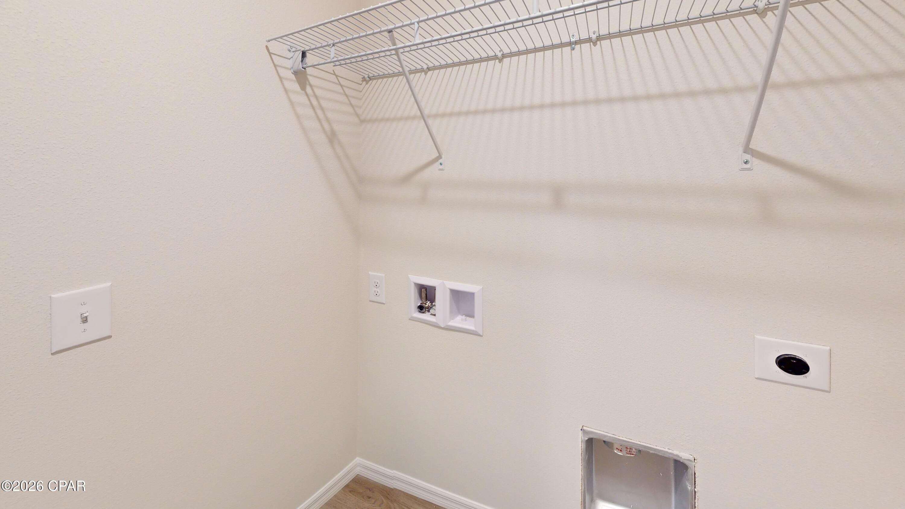 Image 9 For 3892 Bricknell Avenue