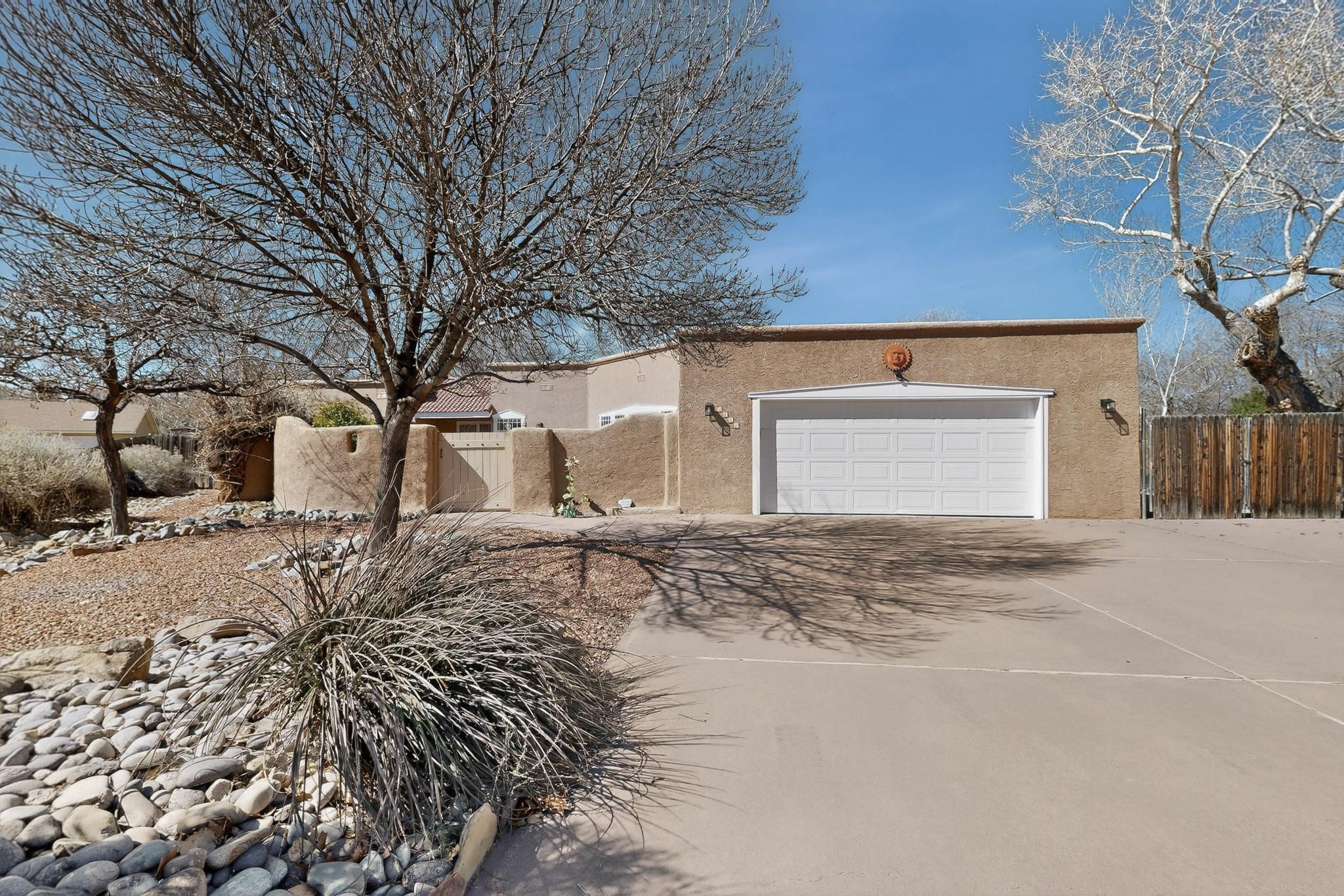 9801 Riverside Road, Albuquerque NM 87114