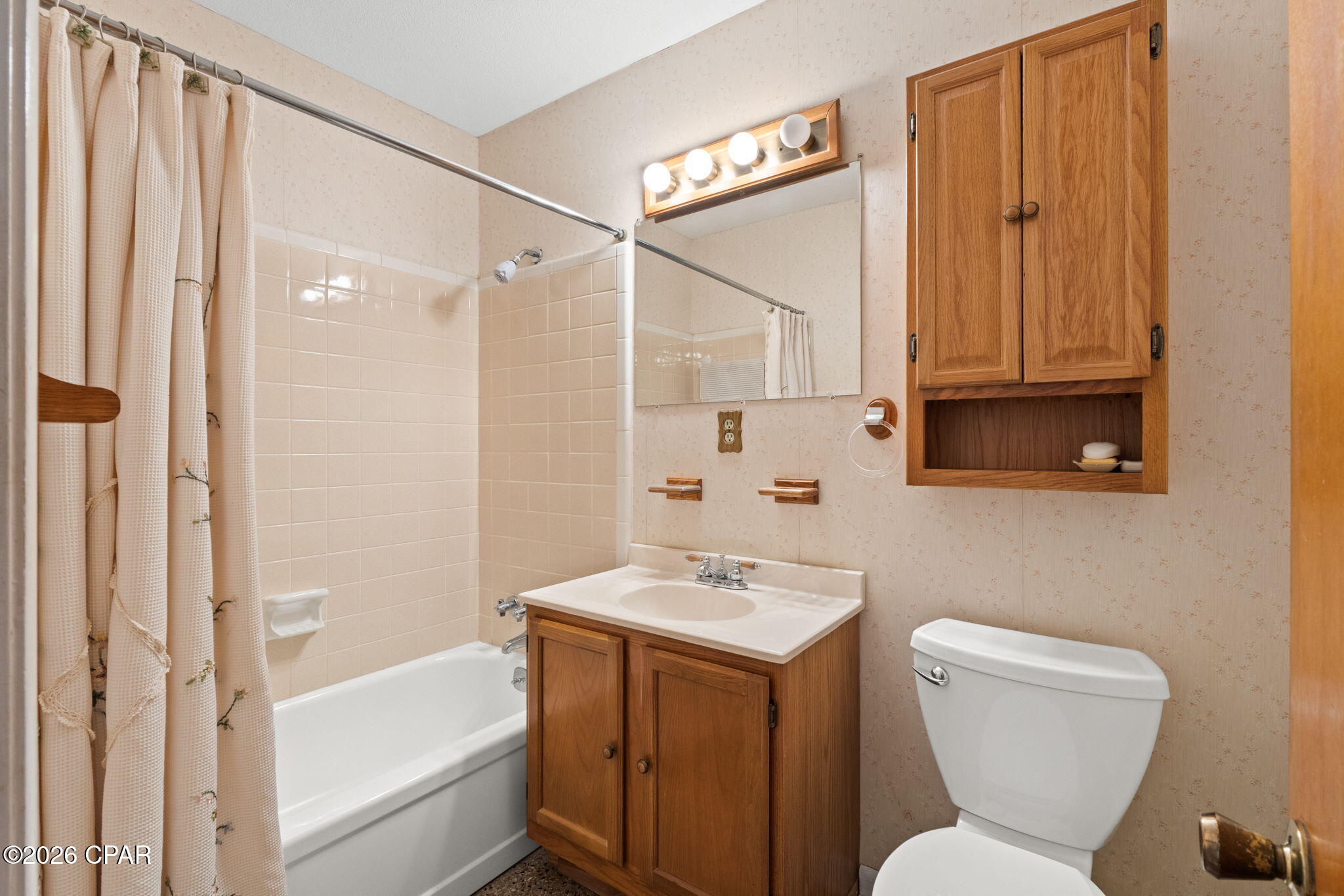 Image 24 For 1111 Wave Avenue