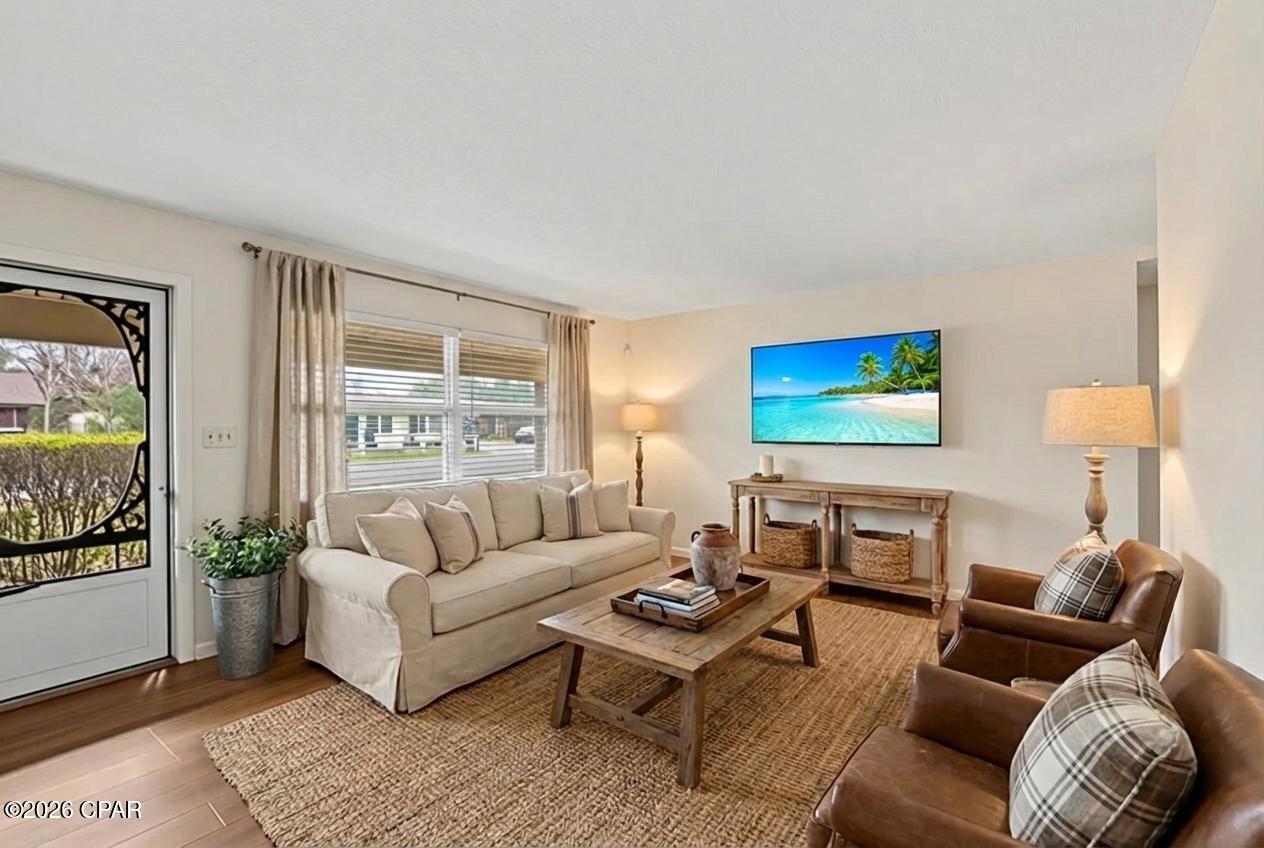 Image 7 For 1111 Wave Avenue