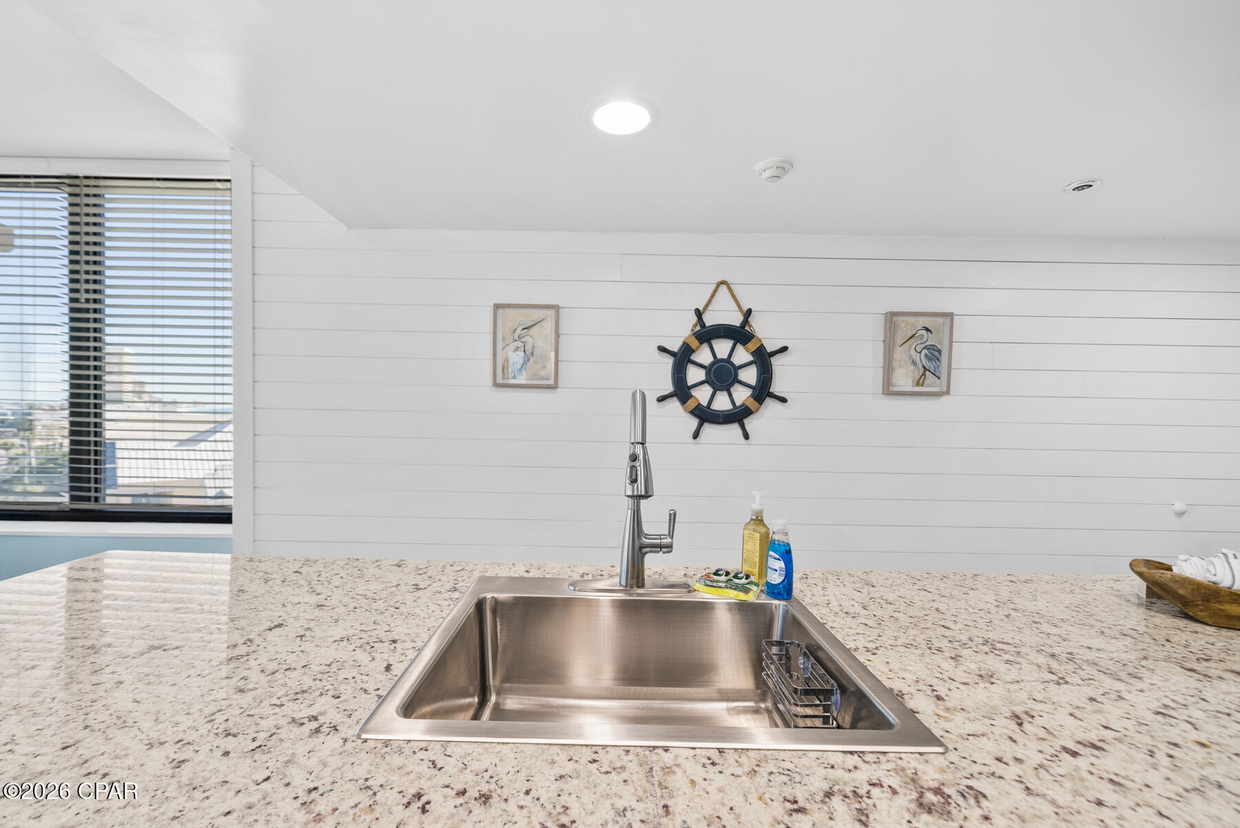 Image 12 For 9850 Thomas Drive 601e