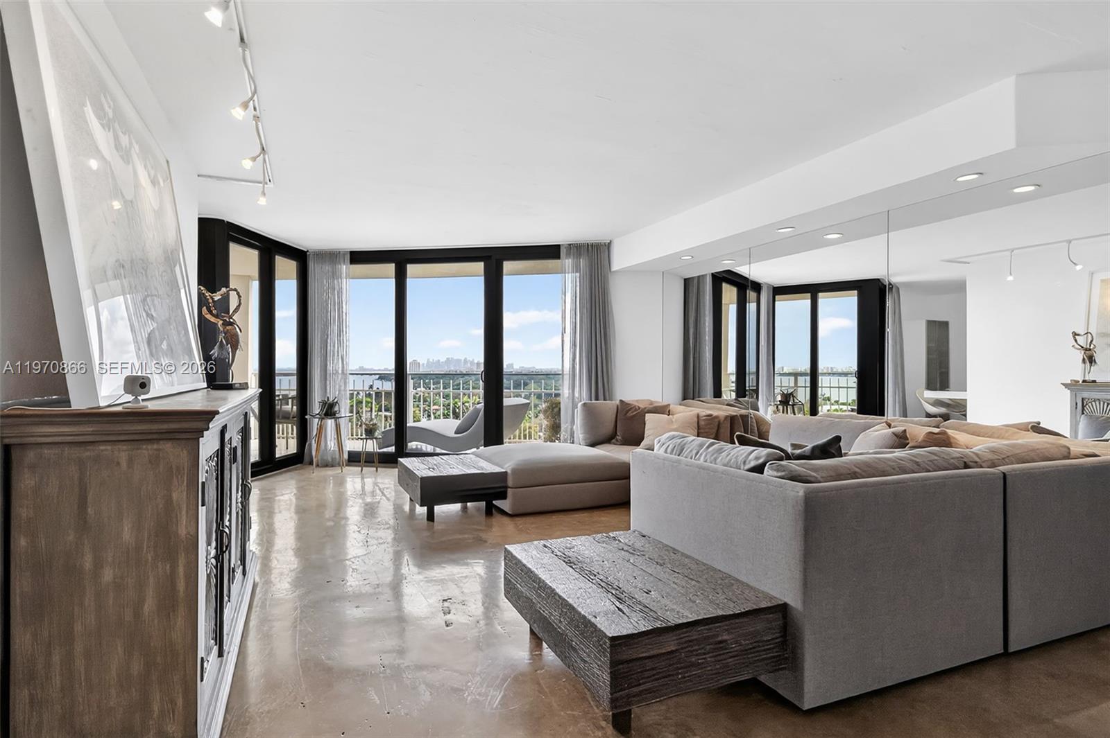 Towers Of Quayside Condo