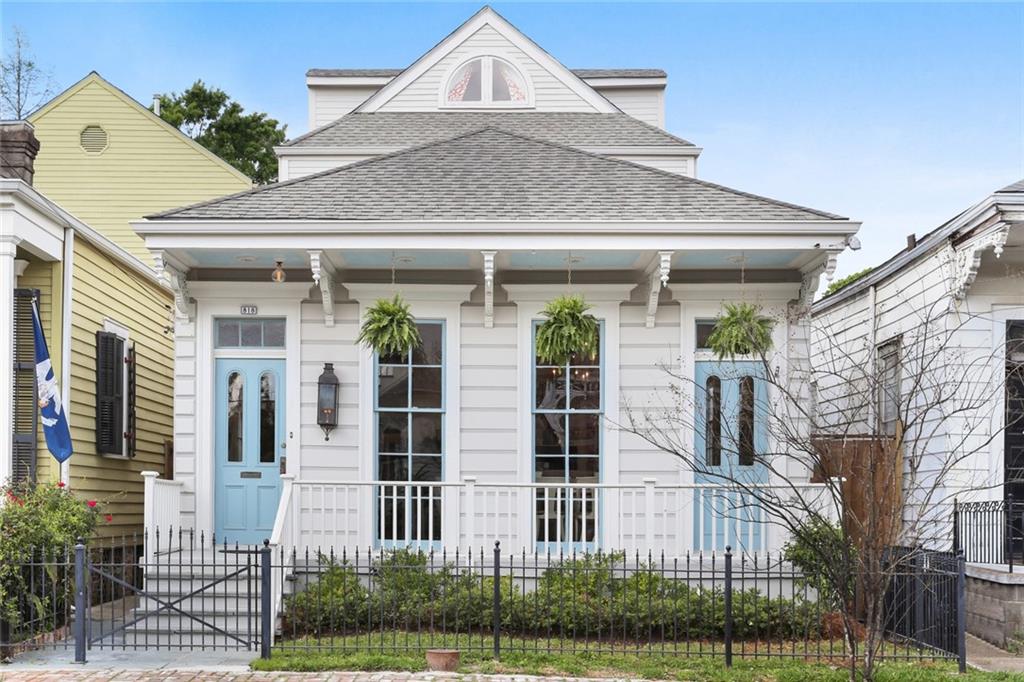 Photo of 818 UPPERLINE Street, New Orleans, LA 70115