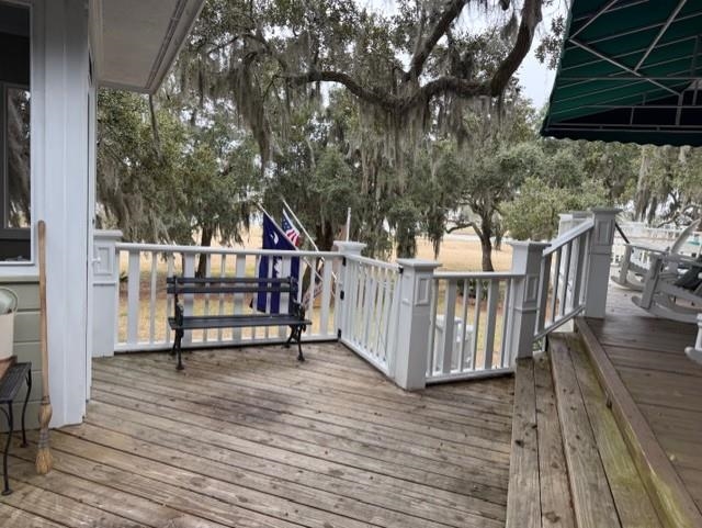 110 Swan Point Trail 