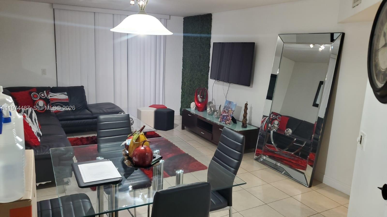 Las Vistas At Doral Condo