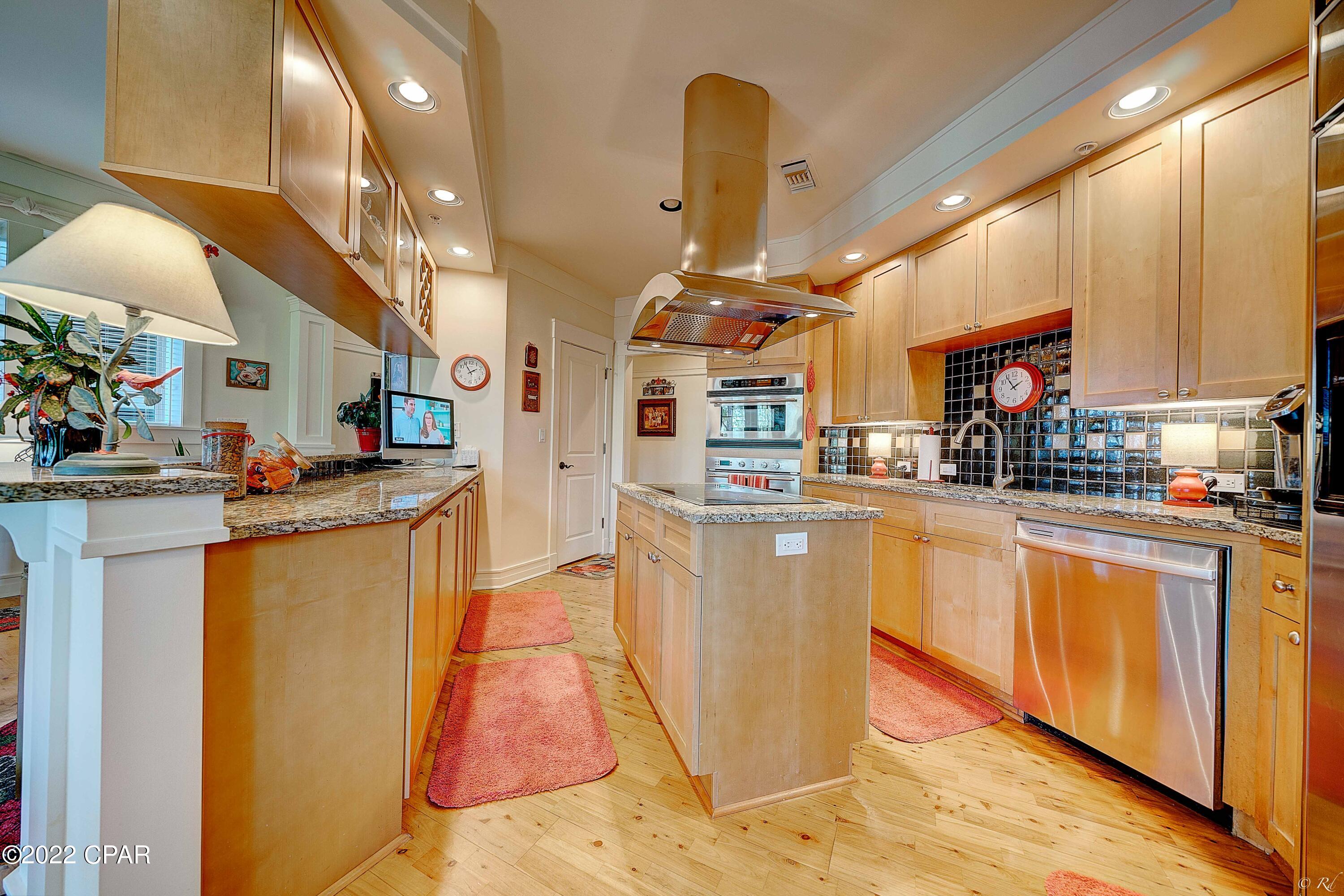 Image 8 For 1112 Prospect  201