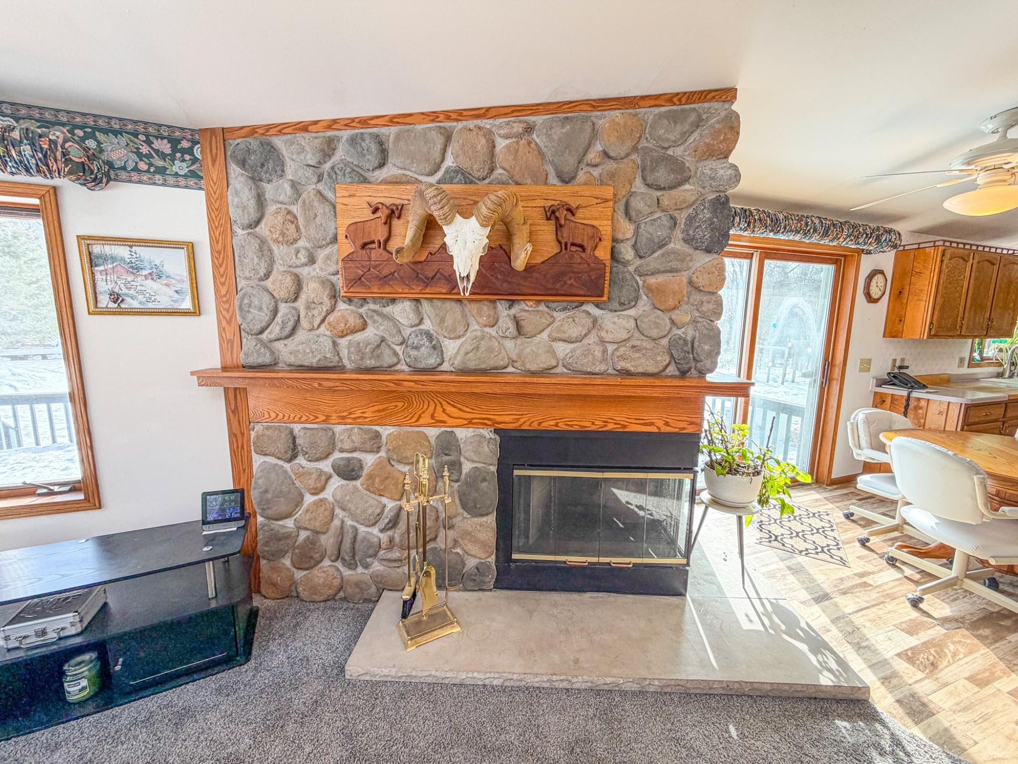 River Property Property N9076 Old Bridge Rd Photo 16