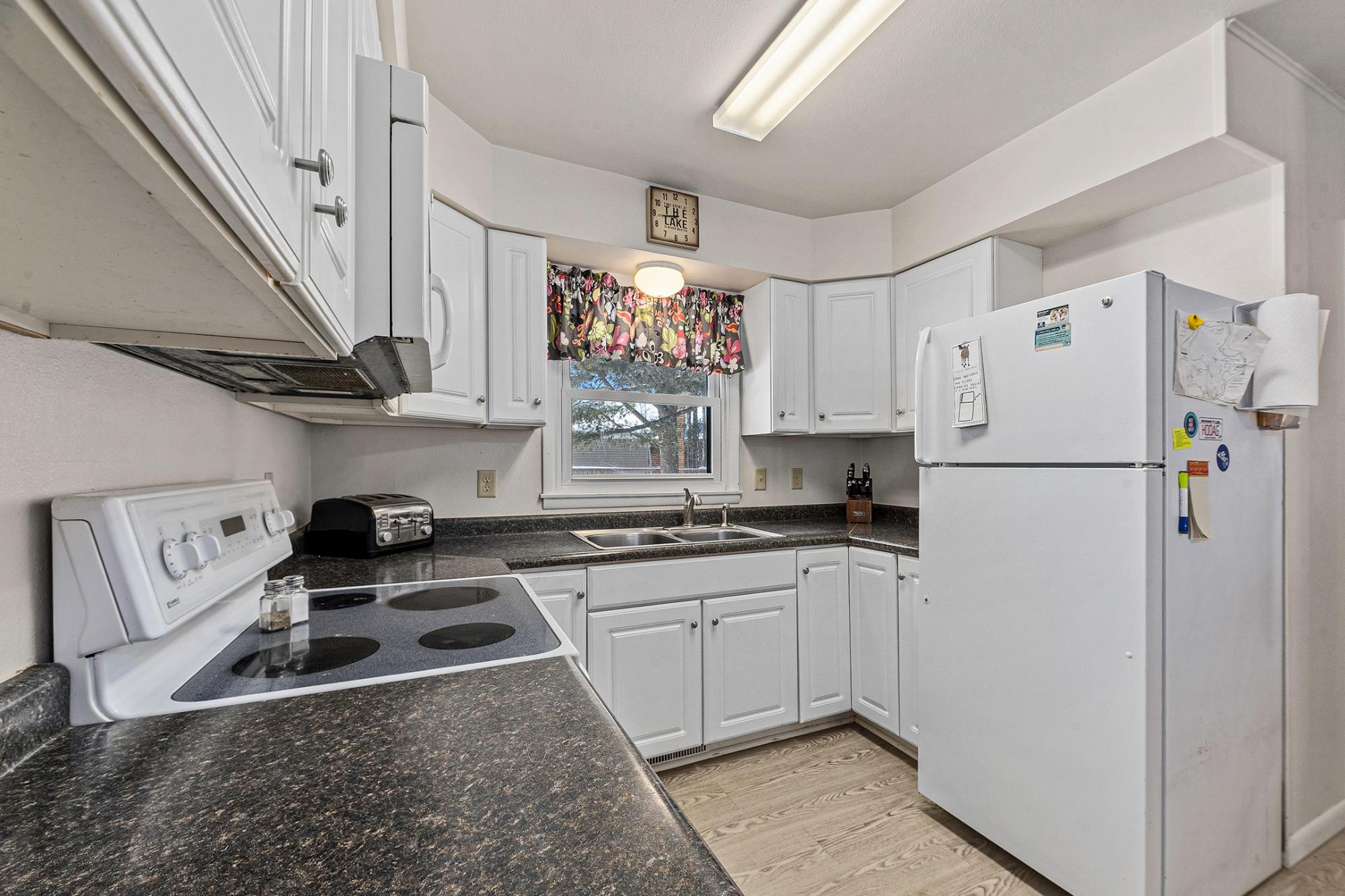 Lake George Property 2811 Three Gs Dr Photo 5