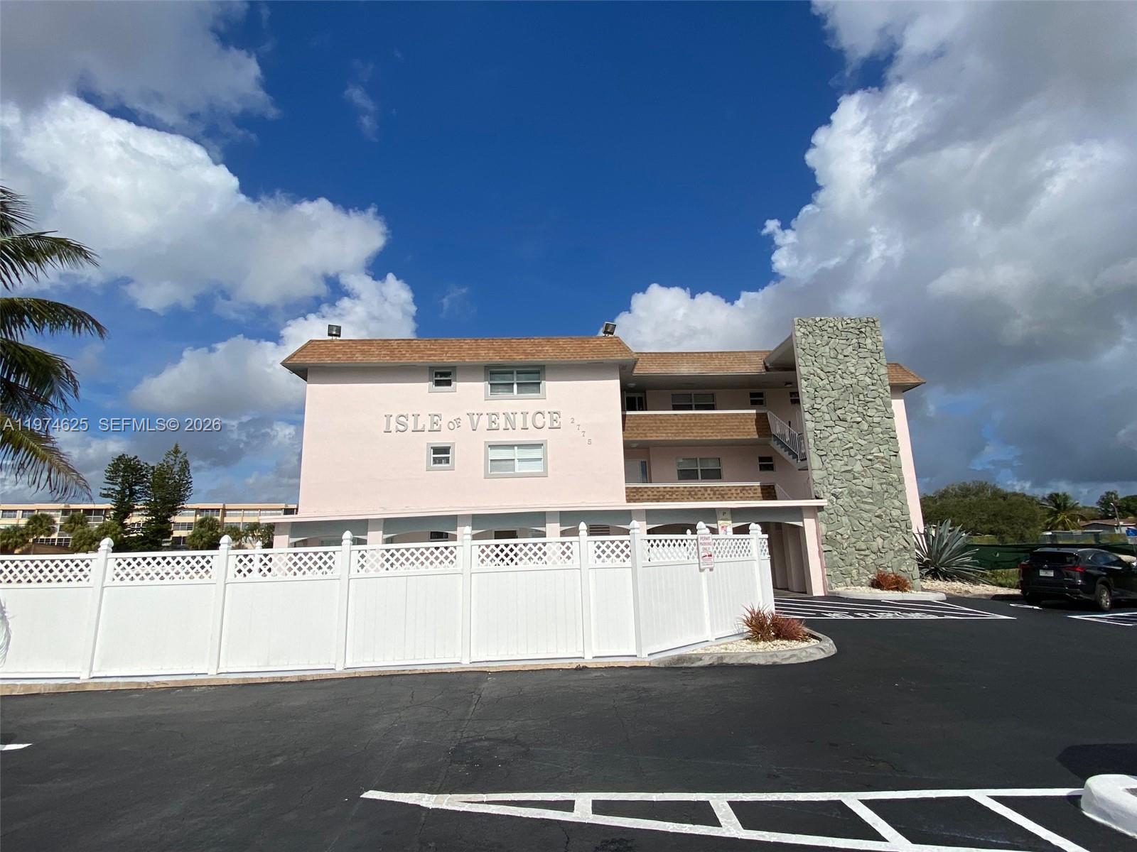 Venice Isles Condo