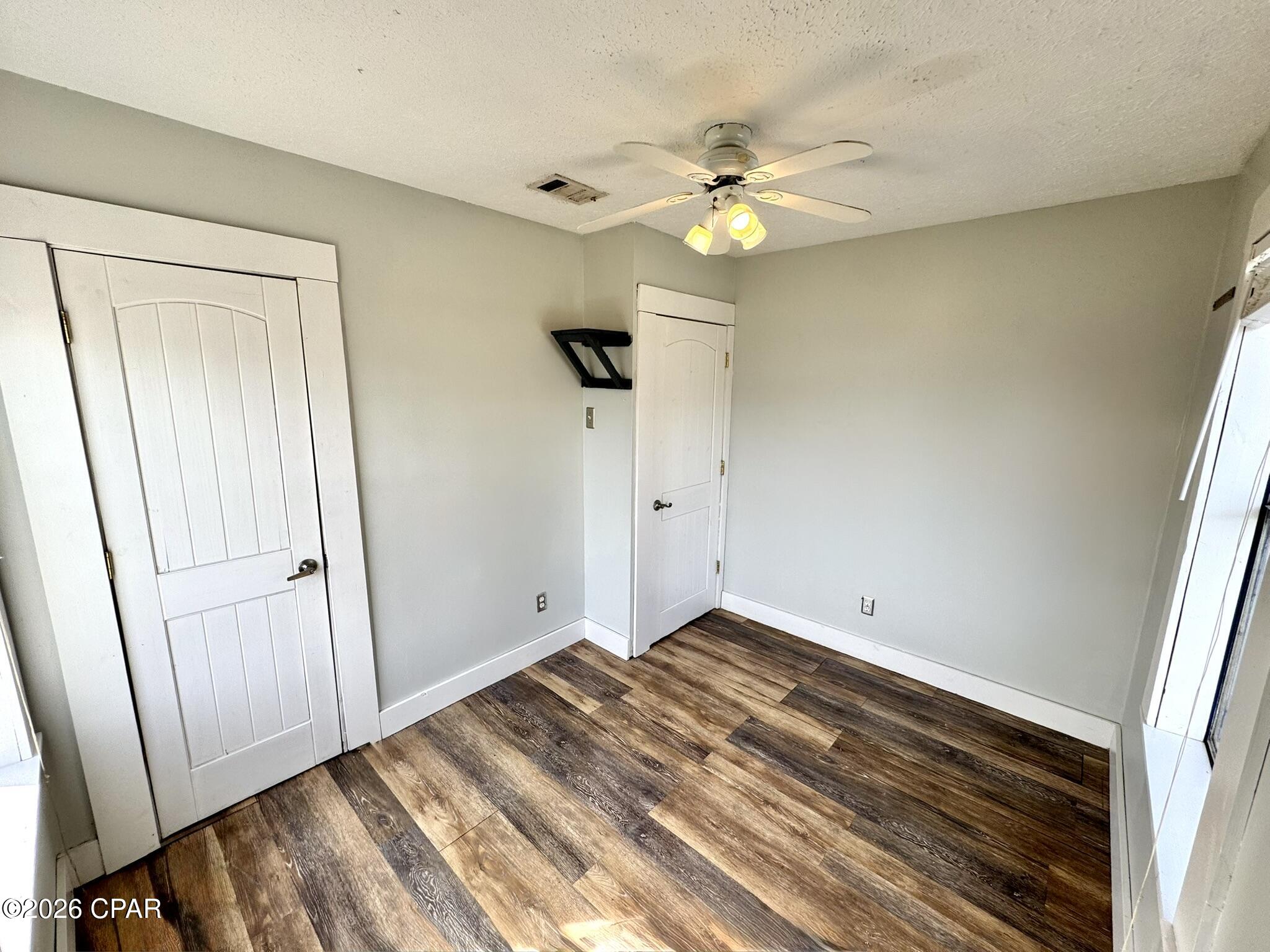 Image 10 For 102 Church Avenue