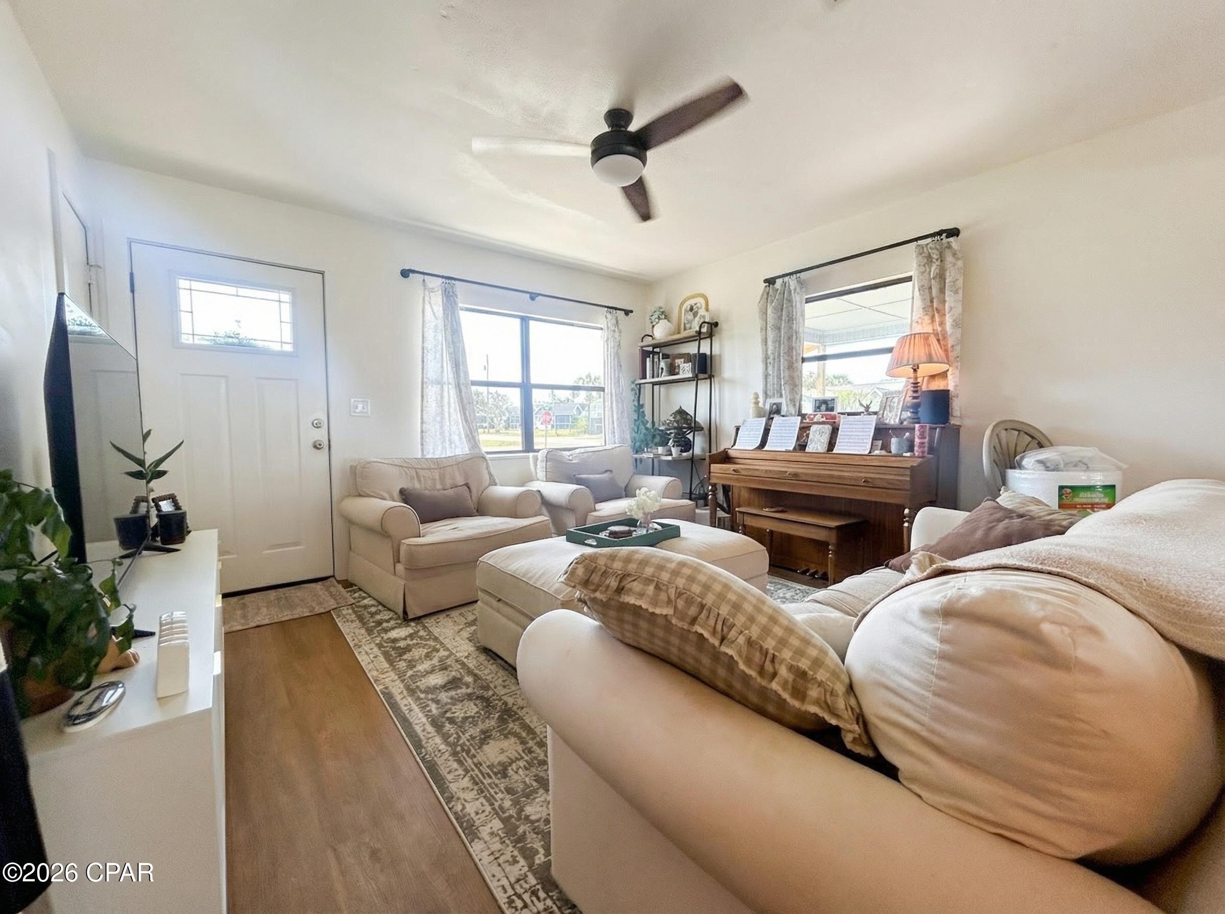 Image 8 For 412 18th Court