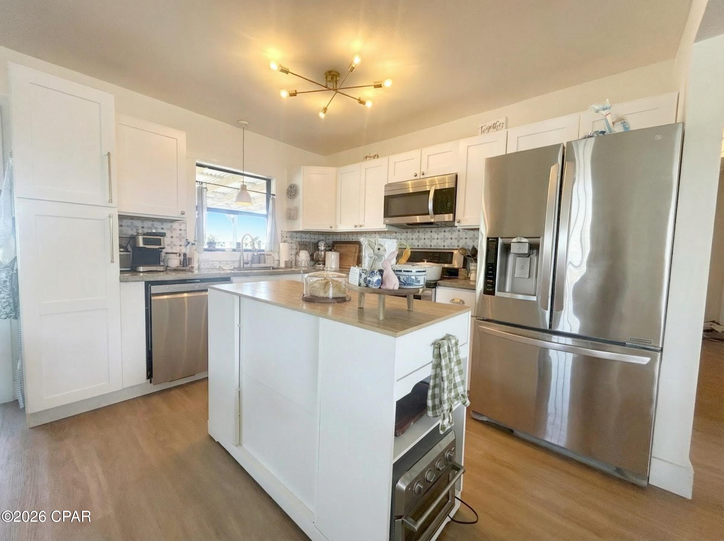 Image 9 For 412 18th Court