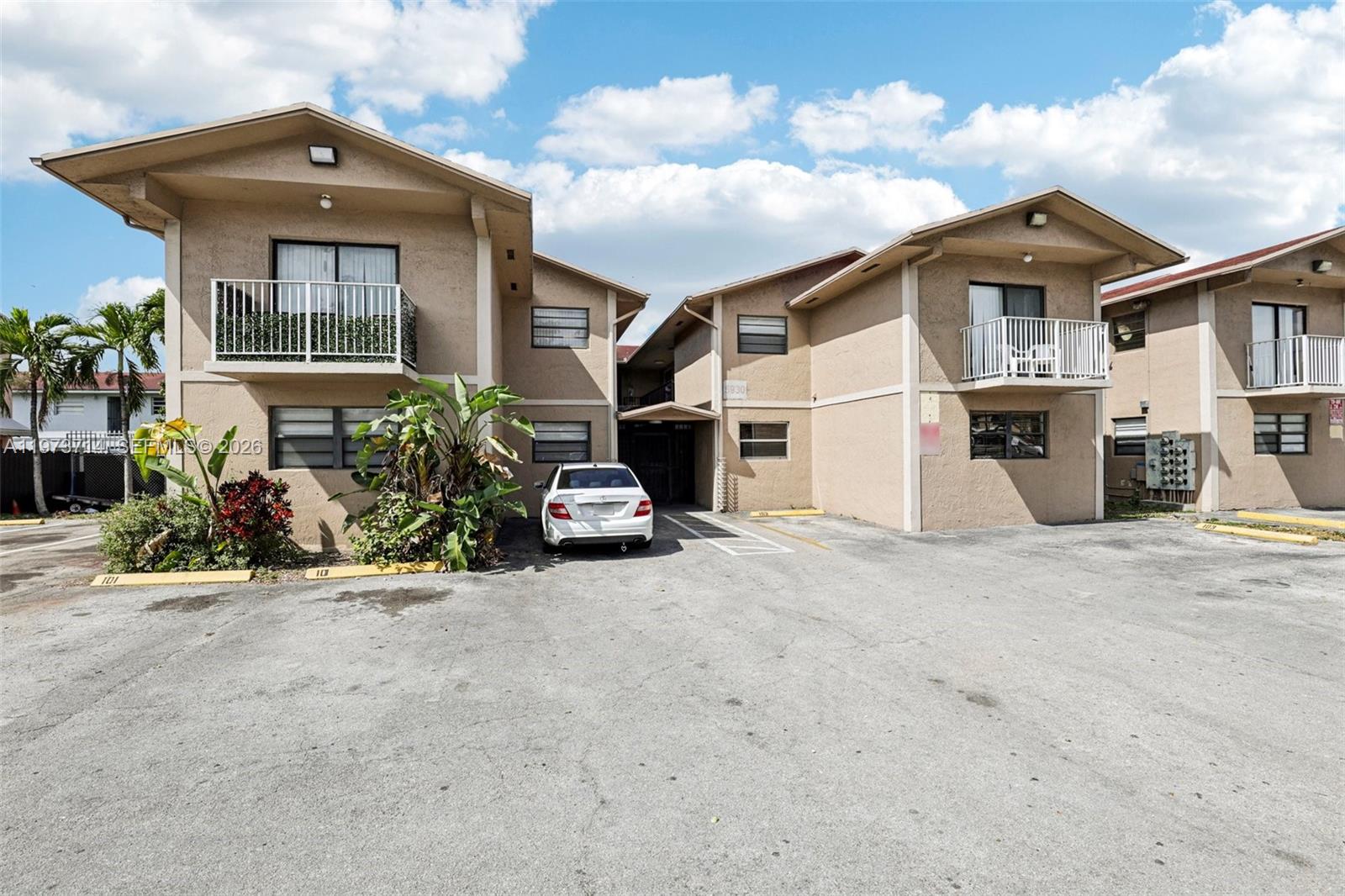 Villas De Marbella Condo