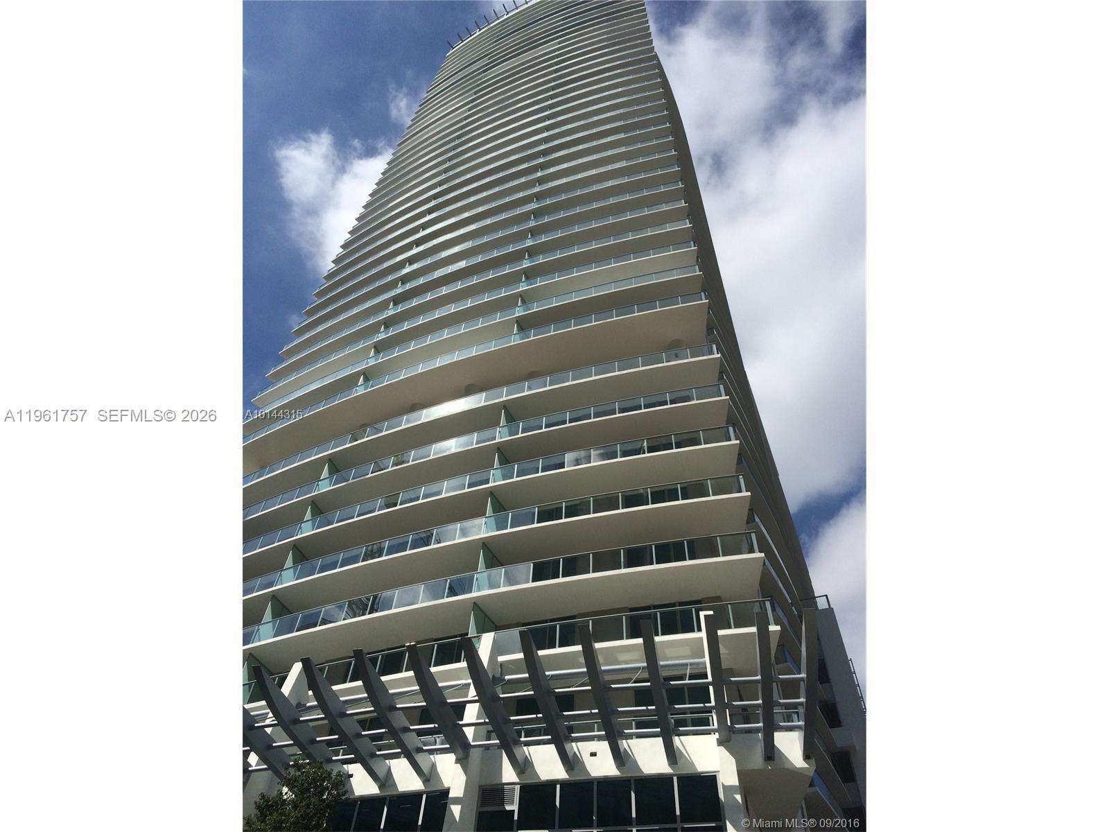 1100 Millecento Residence