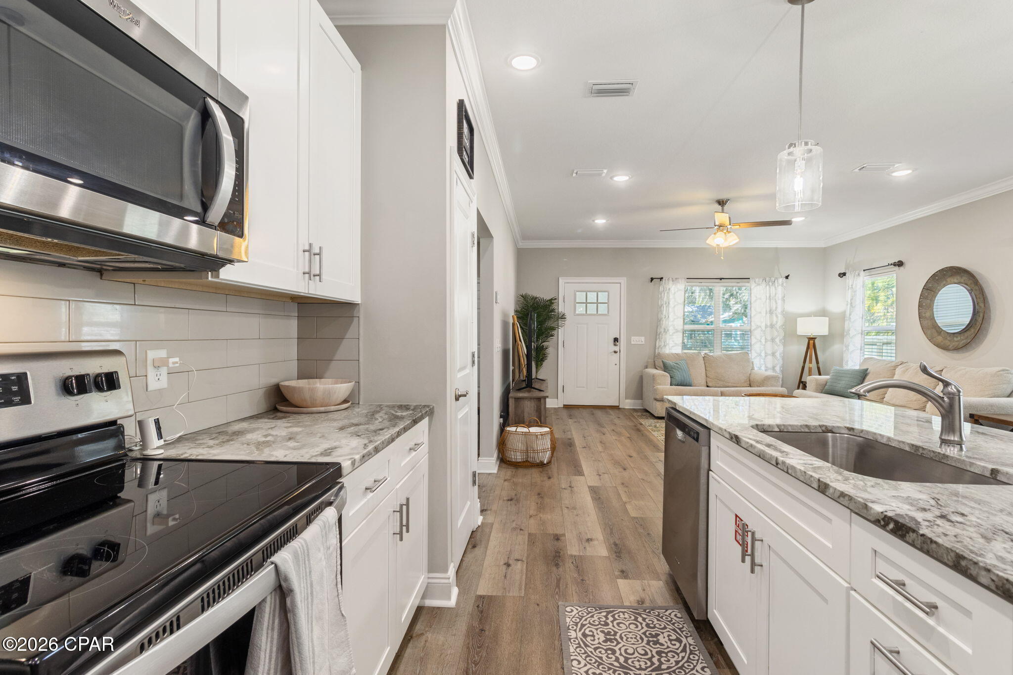 Image 12 For 1114 Foster Avenue