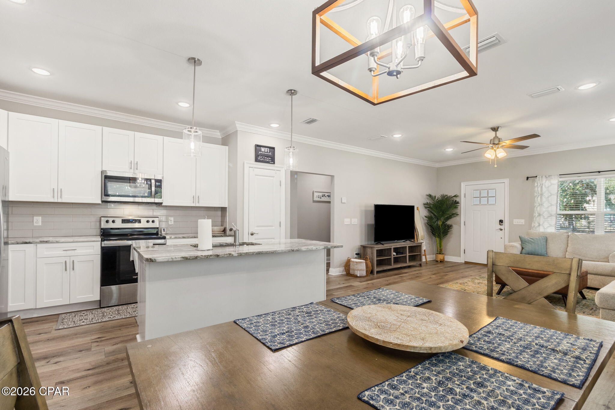 Image 16 For 1114 Foster Avenue