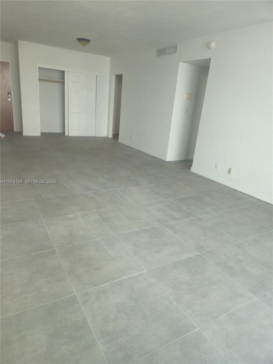 Tides On Hollywood Beach