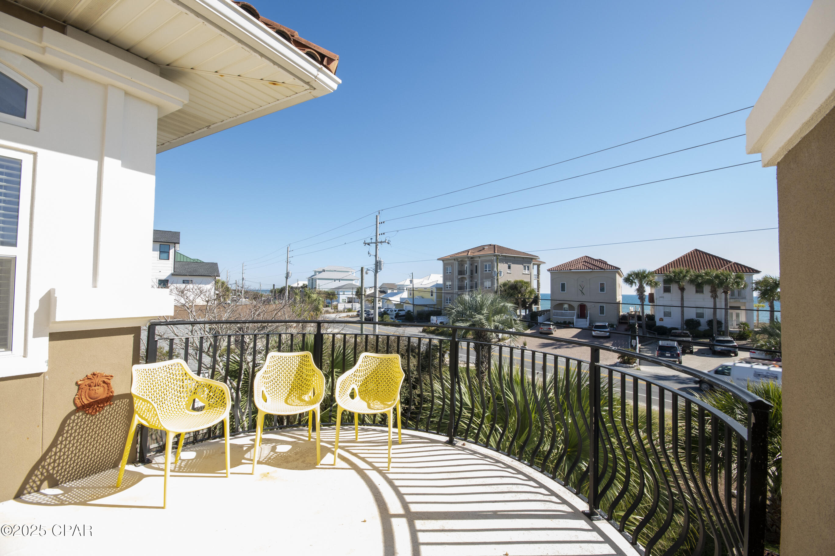 Image 57 For 411 La Valencia Circle