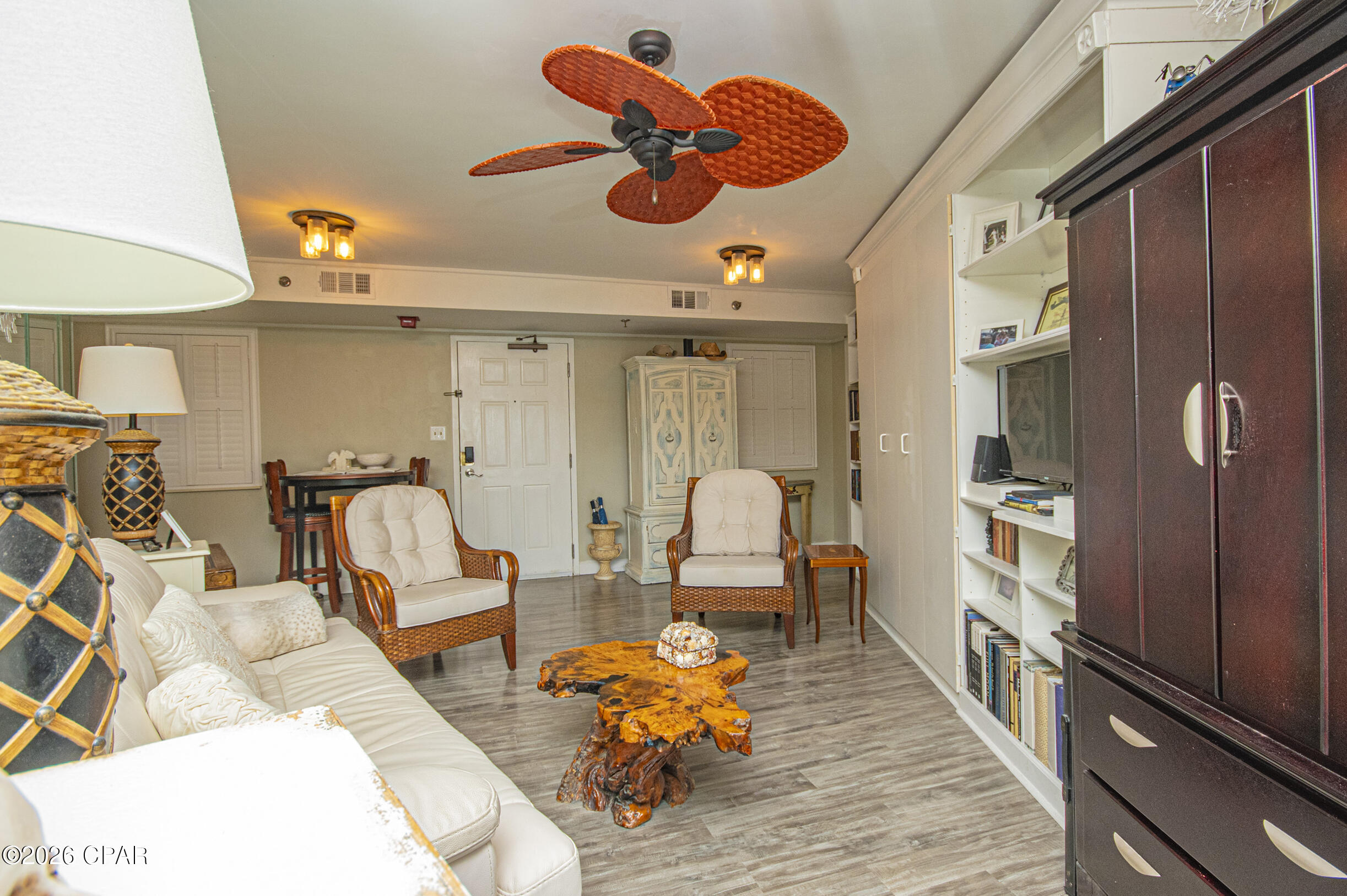 Details for 4715 Thomas Drive E-2, Panama City Beach, FL 32408