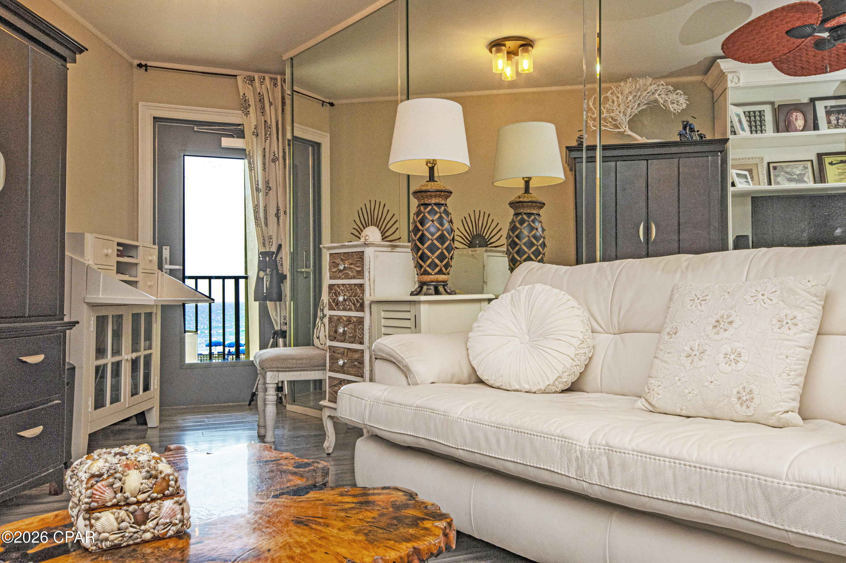 Image 2 For 4715 Thomas Drive E-2