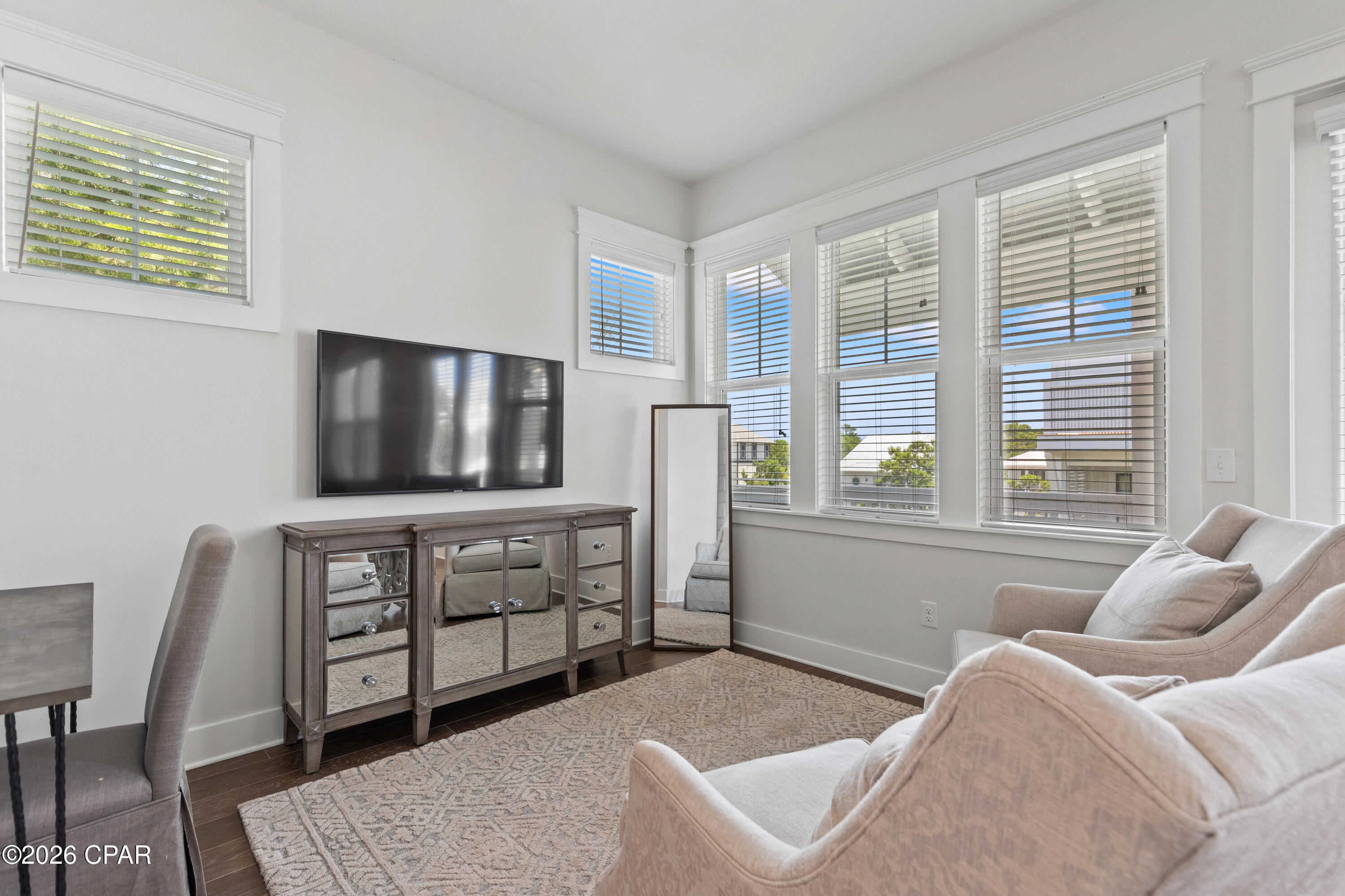 Image 16 For 134 Grande Pointe Drive