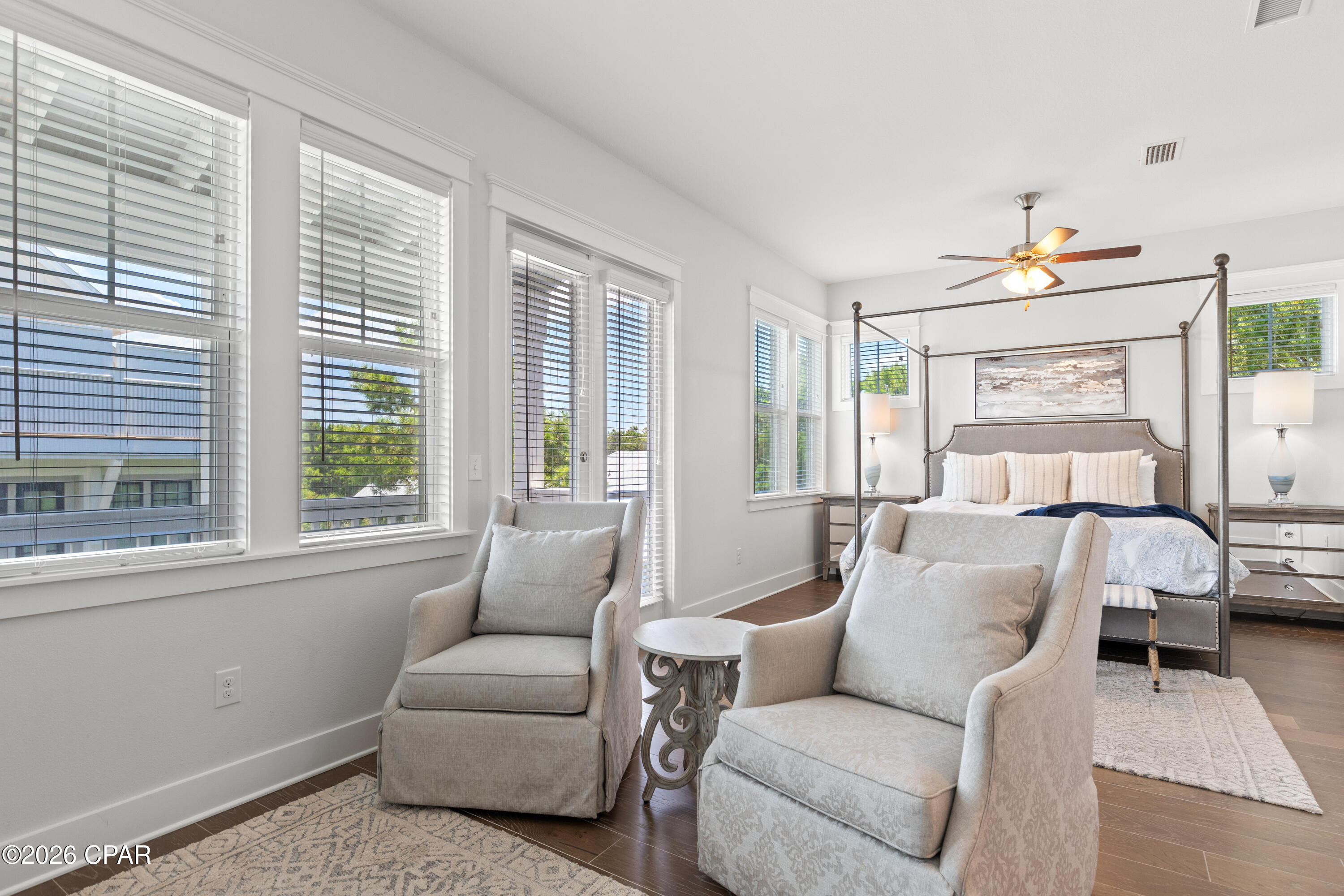 Listing photo id 17 for 134 Grande Pointe Drive