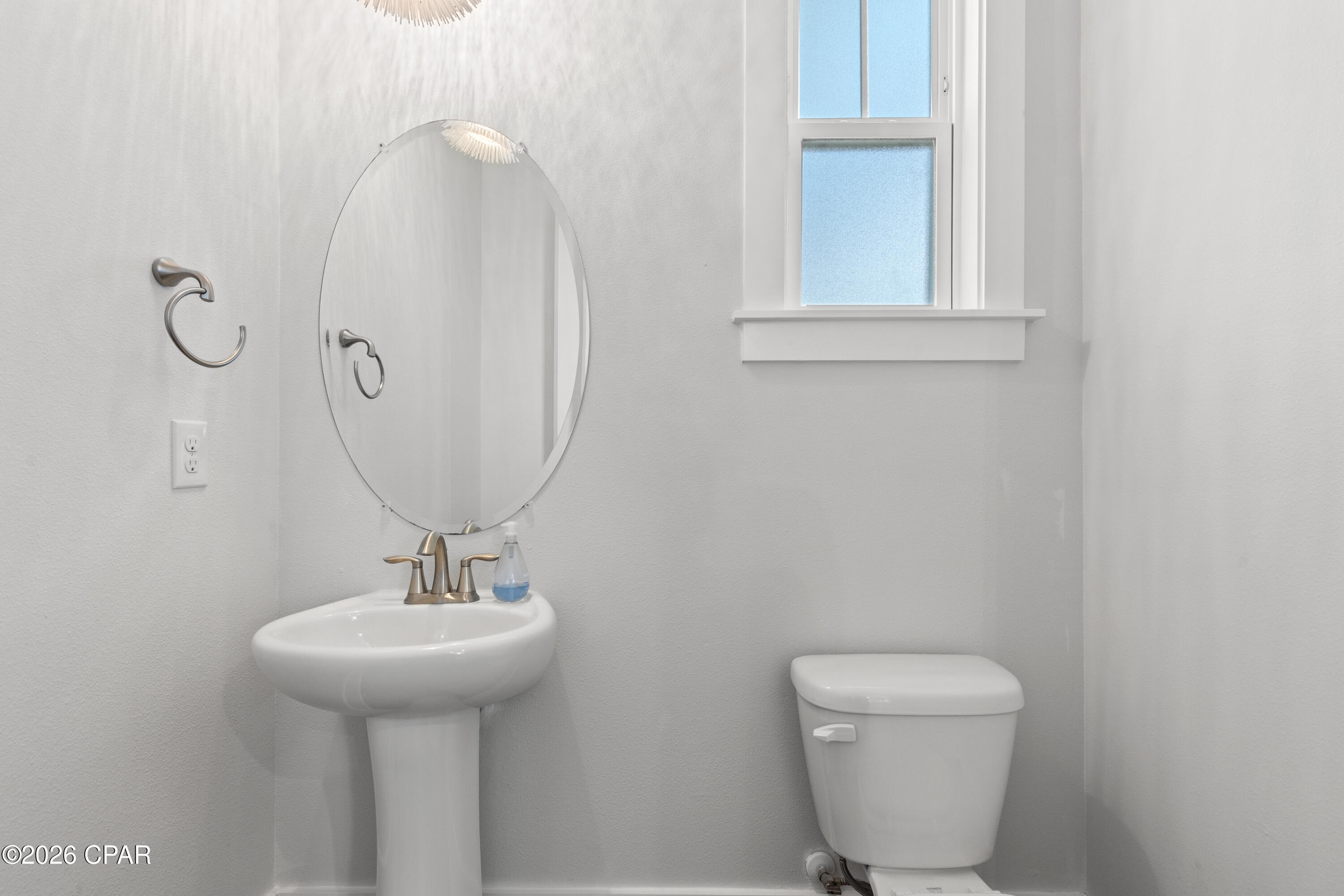 Image 29 For 134 Grande Pointe Drive