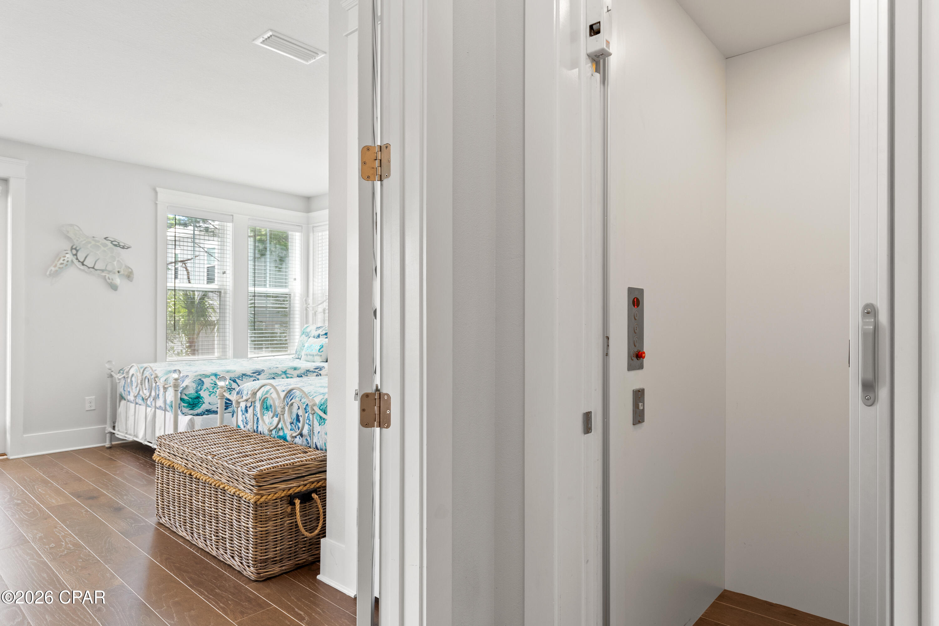 Listing photo id 32 for 134 Grande Pointe Drive