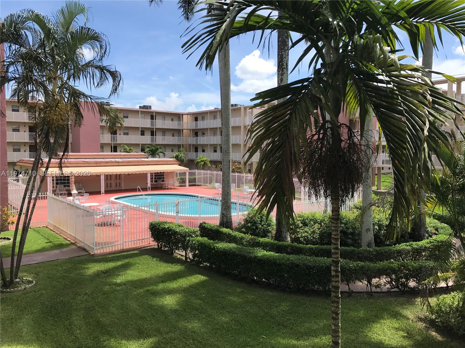 Brookfield Square Condo
