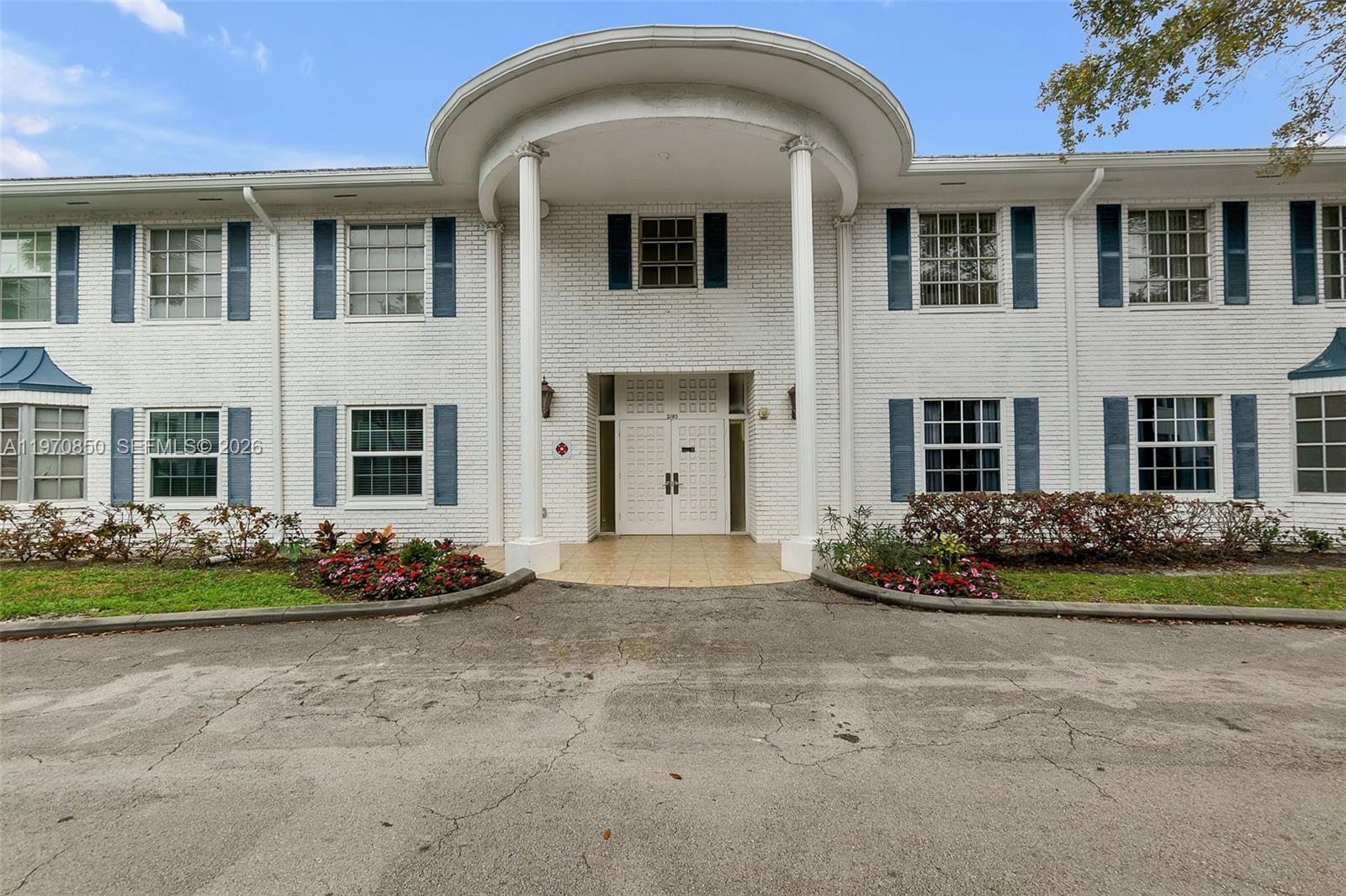 Imperial Point Colonnades