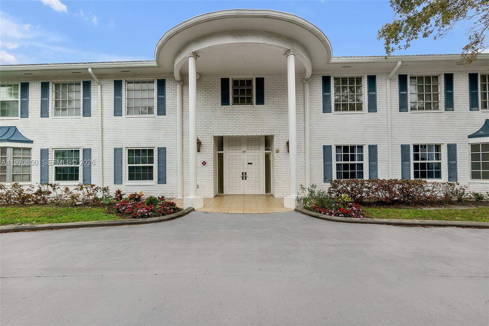 Imperial Point Colonnades