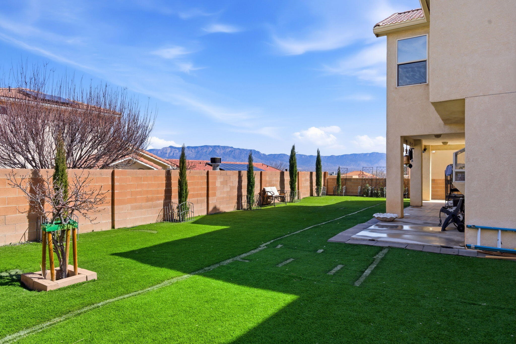 Photo 11 — 4613 Cactus Avenue NW