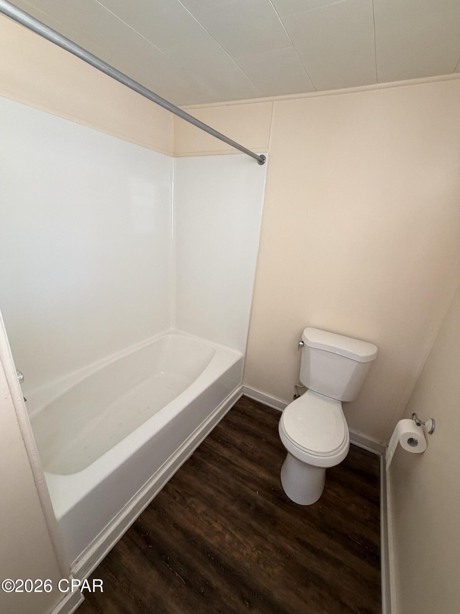 Image 17 For 1002 Indiana Avenue