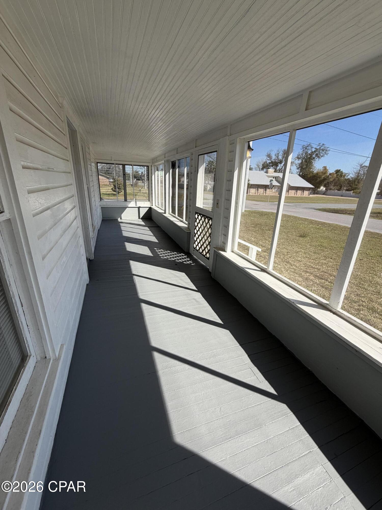 Image 21 For 1002 Indiana Avenue